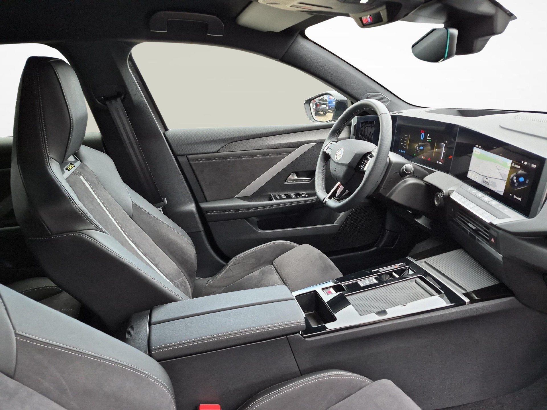 OPEL Astra Sports Tourer 1.6 T PHEV 225 GSe / 0,9% Leasing bei Abschluss einer Protect Autoversicherung-image-9