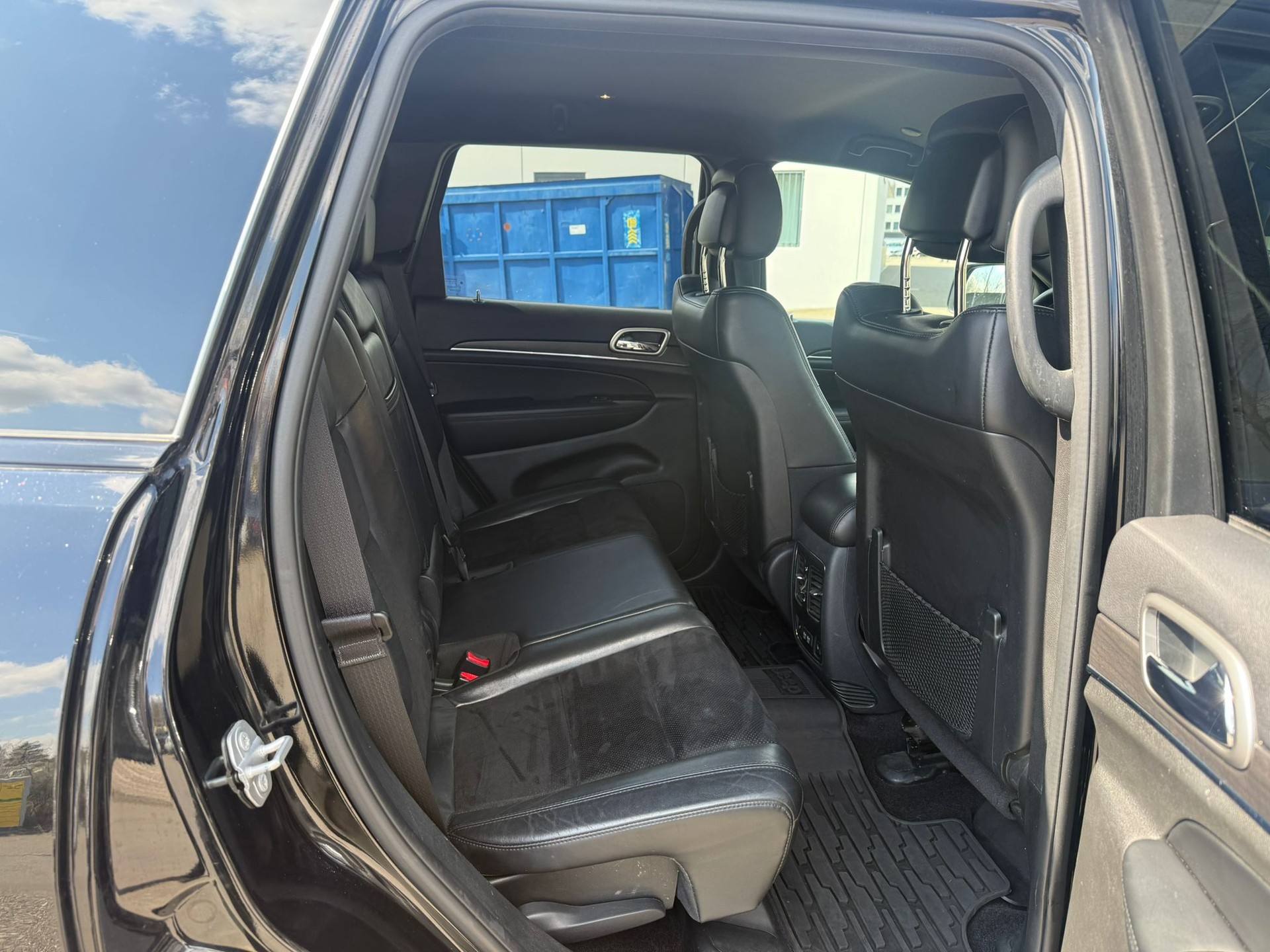 JEEP Grand Cherokee 3.0 CRD 250 Night Eagle-image-11