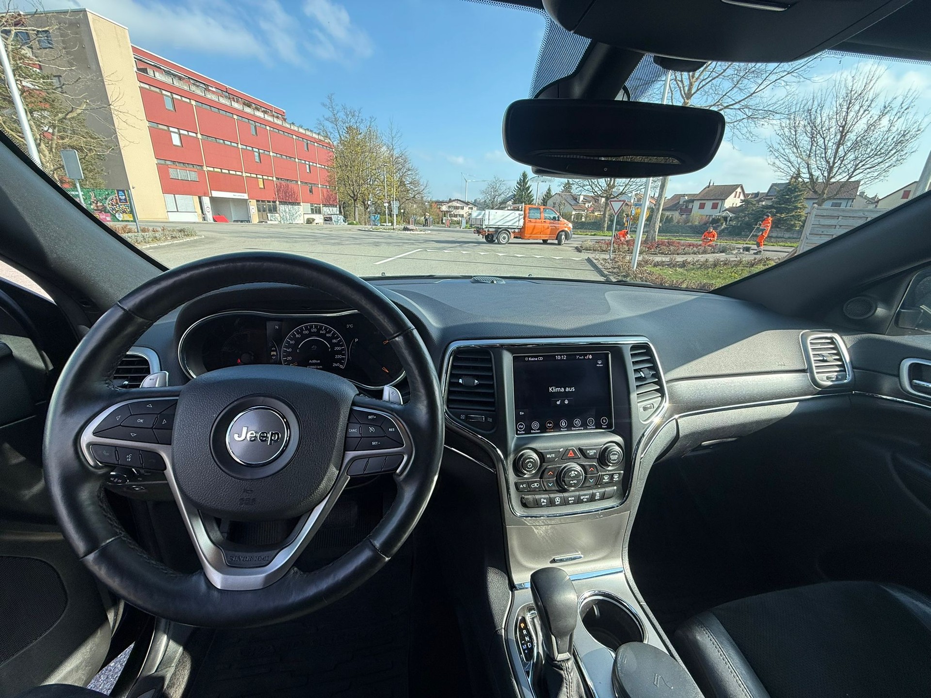 JEEP Grand Cherokee 3.0 CRD 250 Night Eagle-image-14