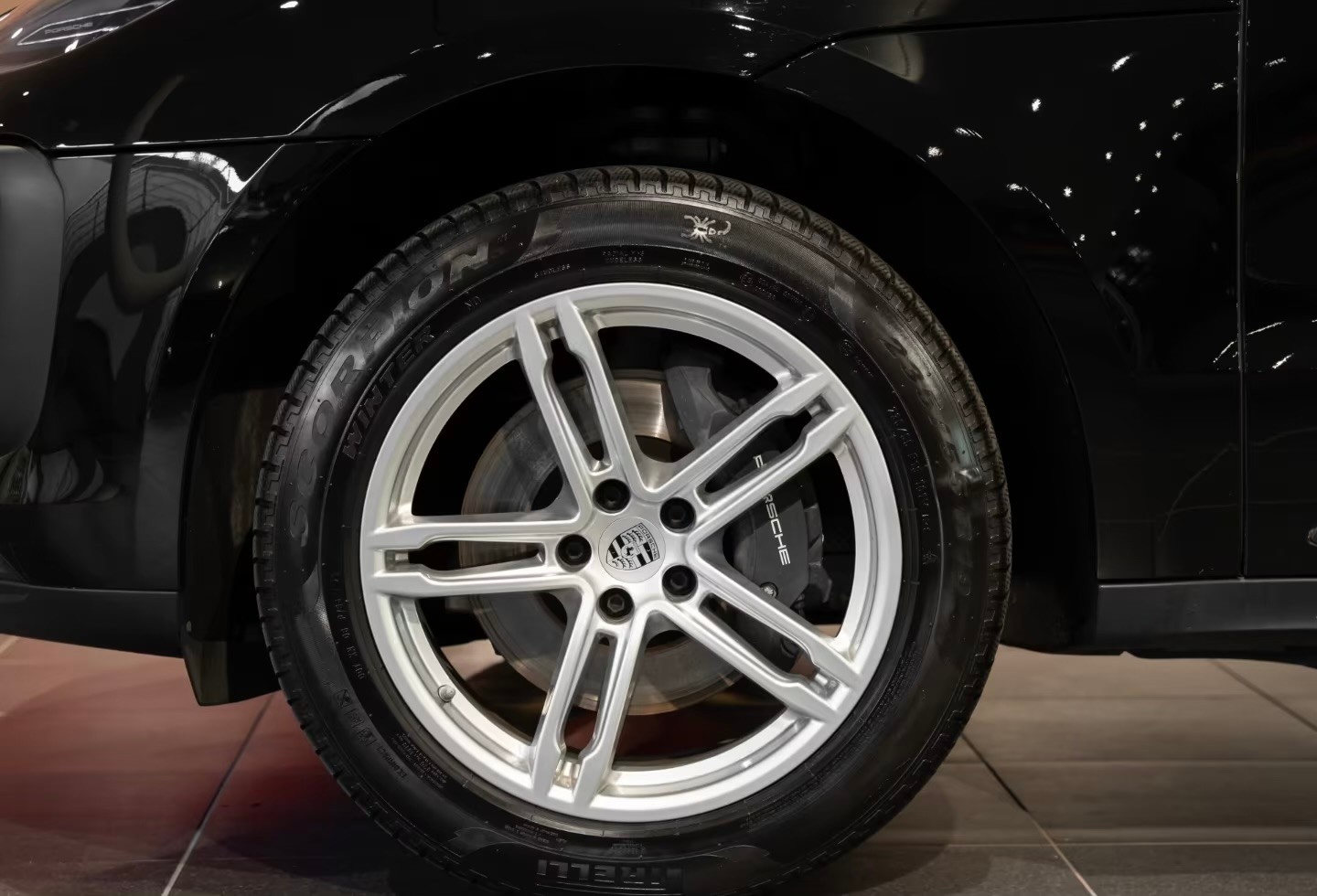 PORSCHE Macan PDK-image-12