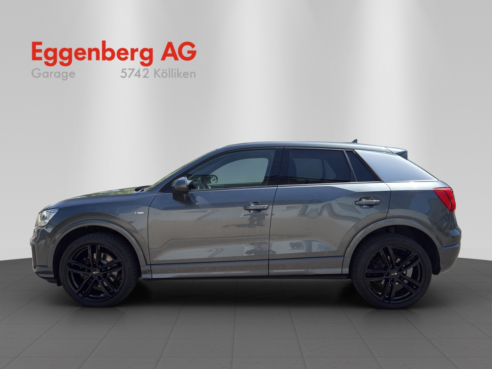 AUDI Q2 2.0 TFSI sport quattro S-tronic-showroom-element-1