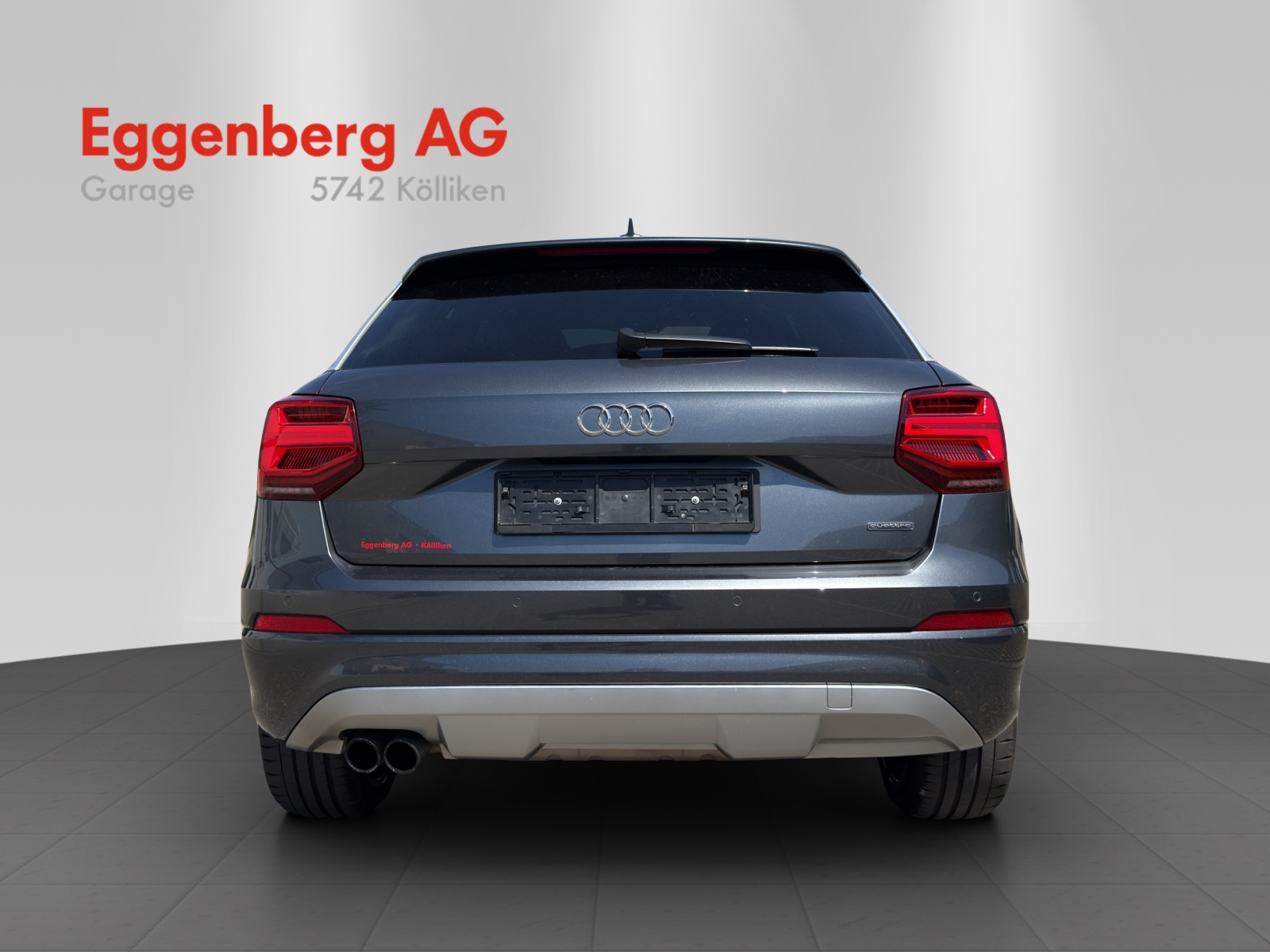 AUDI Q2 2.0 TFSI sport quattro S-tronic-showroom-element-3