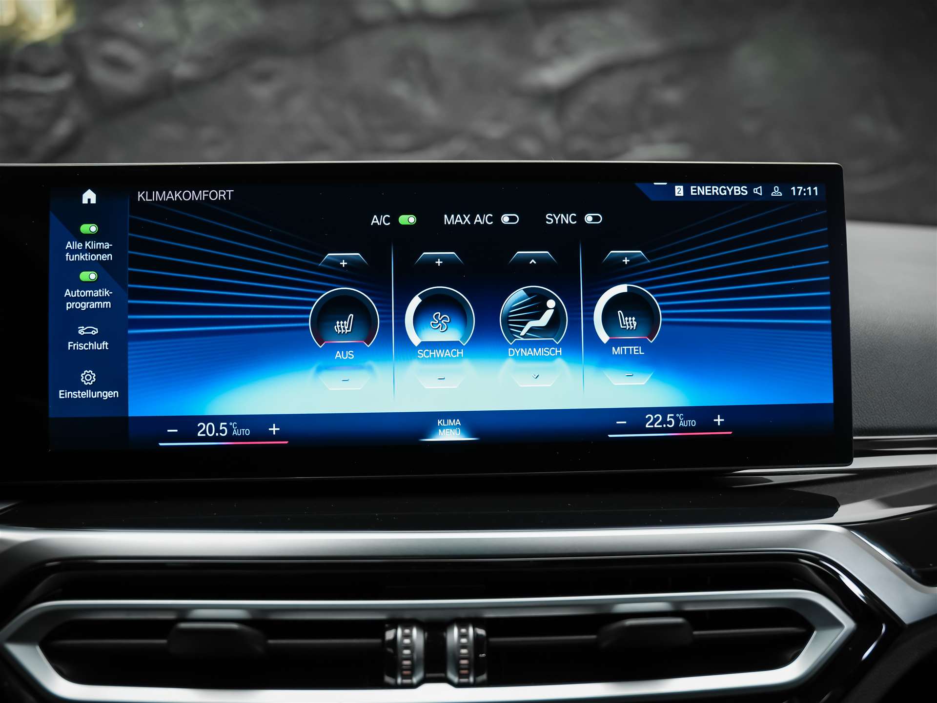 BMW M240i xDrive M Sport Pro Steptronic *Facelift*Voll-Leder*El. Sitze*-image-31