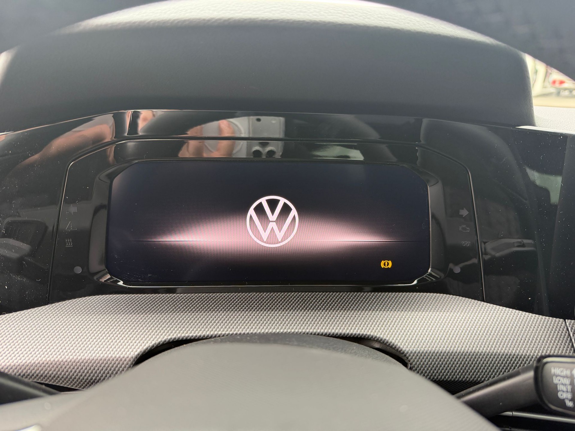 VW Golf Variant 2.0 TSI R-Line DSG 4 Motion-image-15