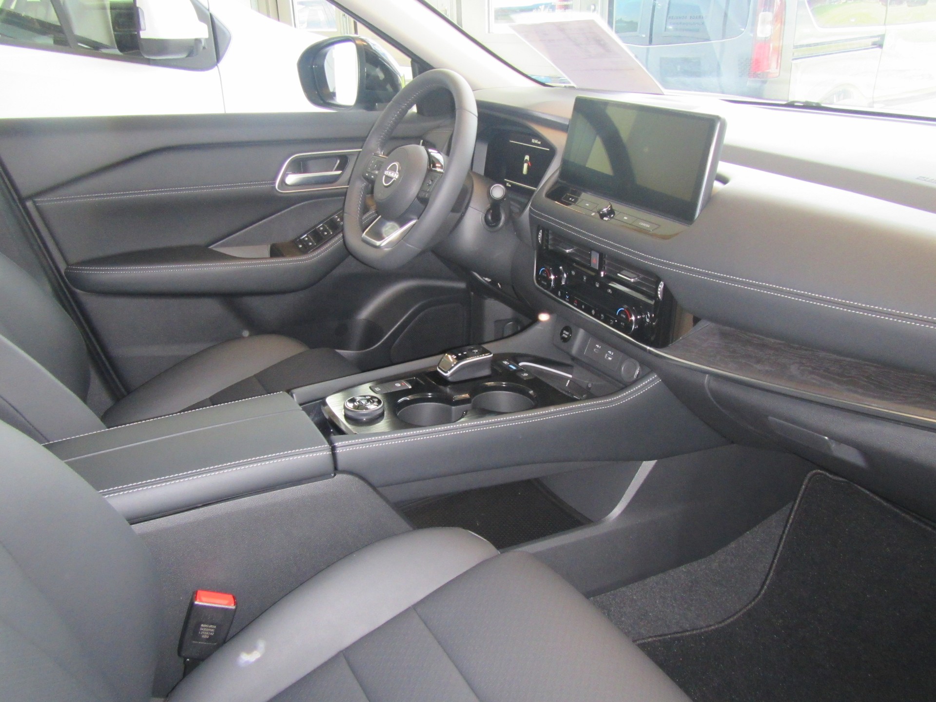 NISSAN X-Trail 1.5 VC-T e-Power 4WD Tekna-image-5