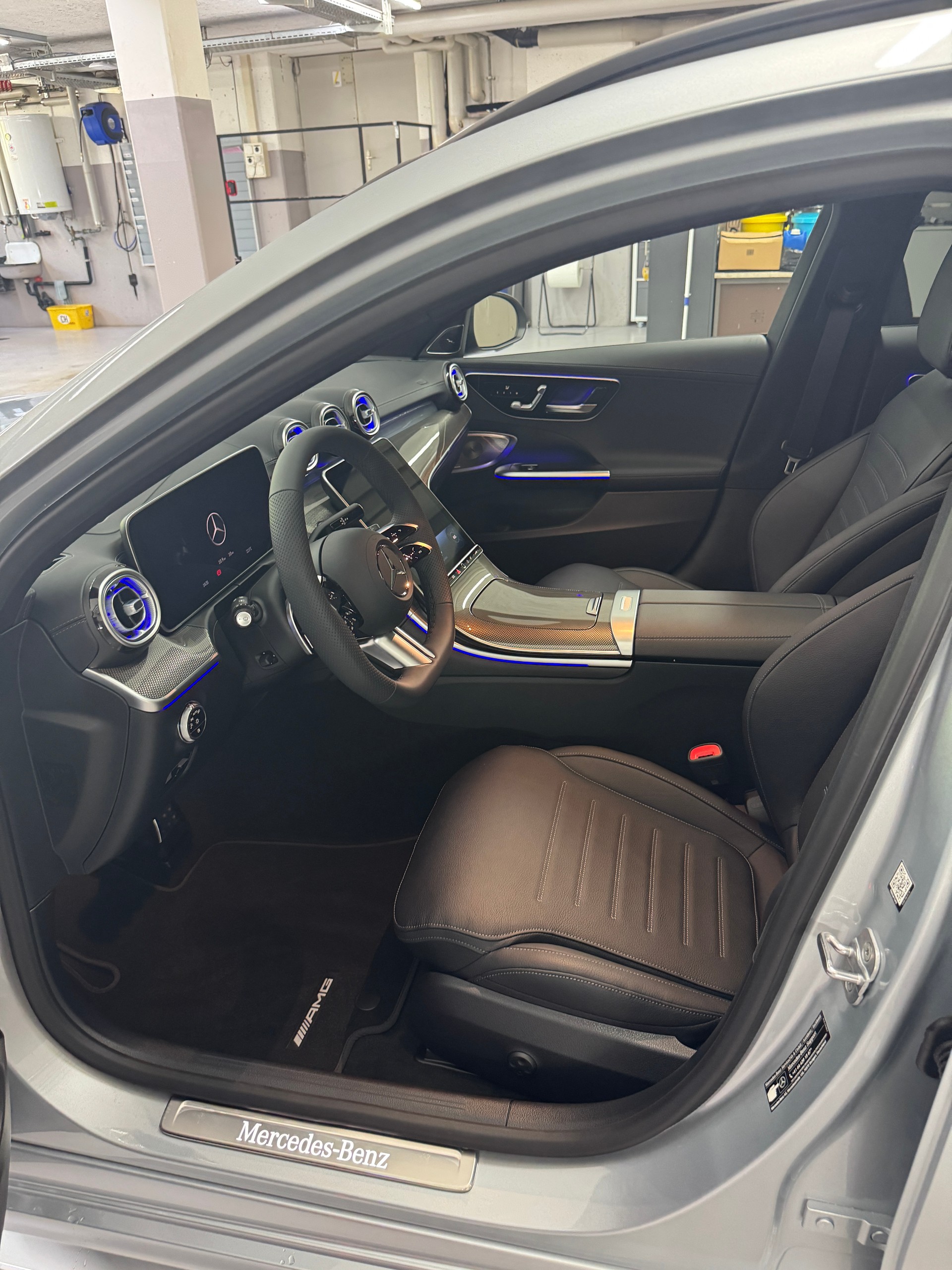 MERCEDES-BENZ C 220 d T 4 Matic Swiss Star-image-5