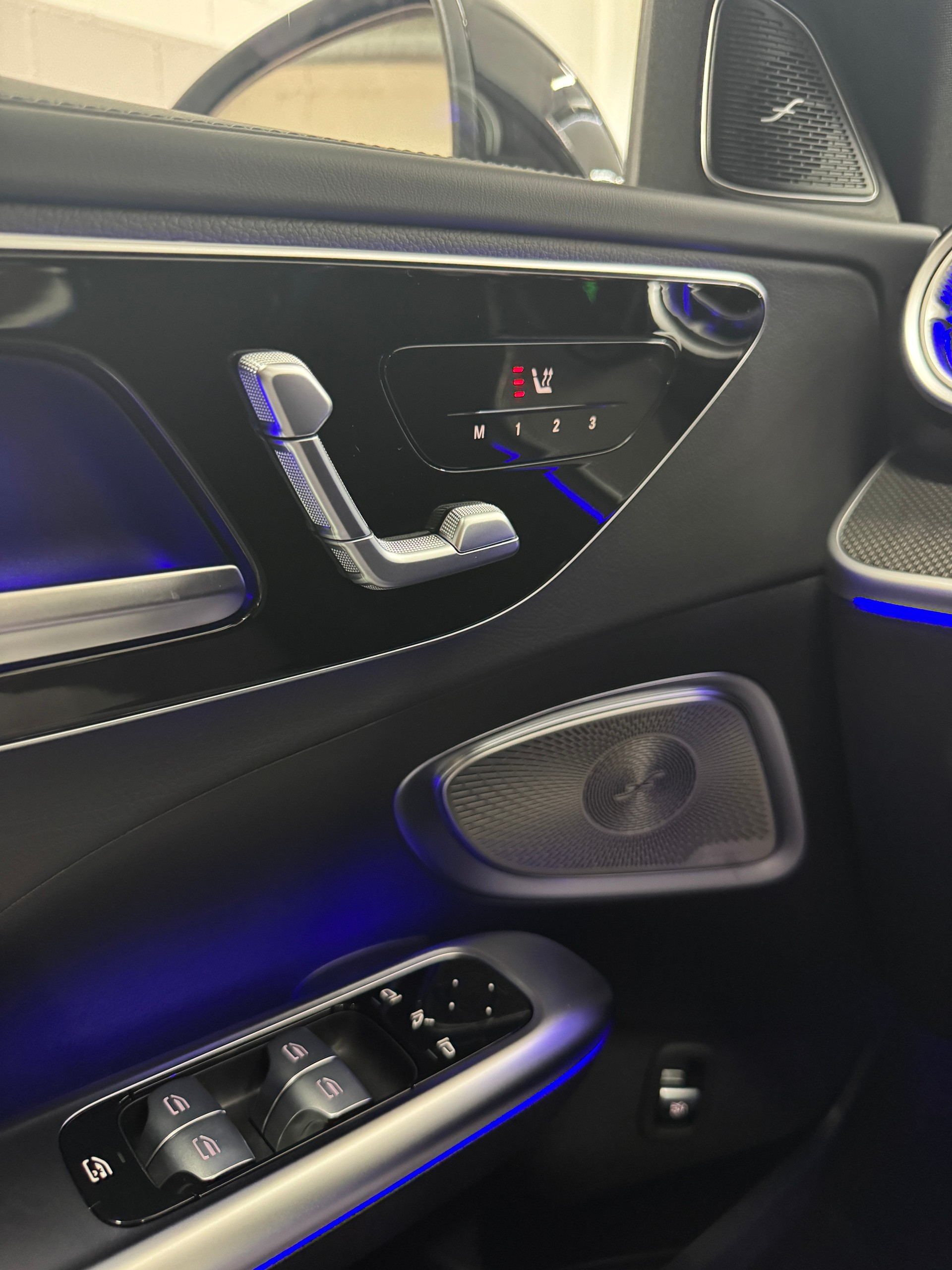 MERCEDES-BENZ C 220 d T 4 Matic Swiss Star-image-6