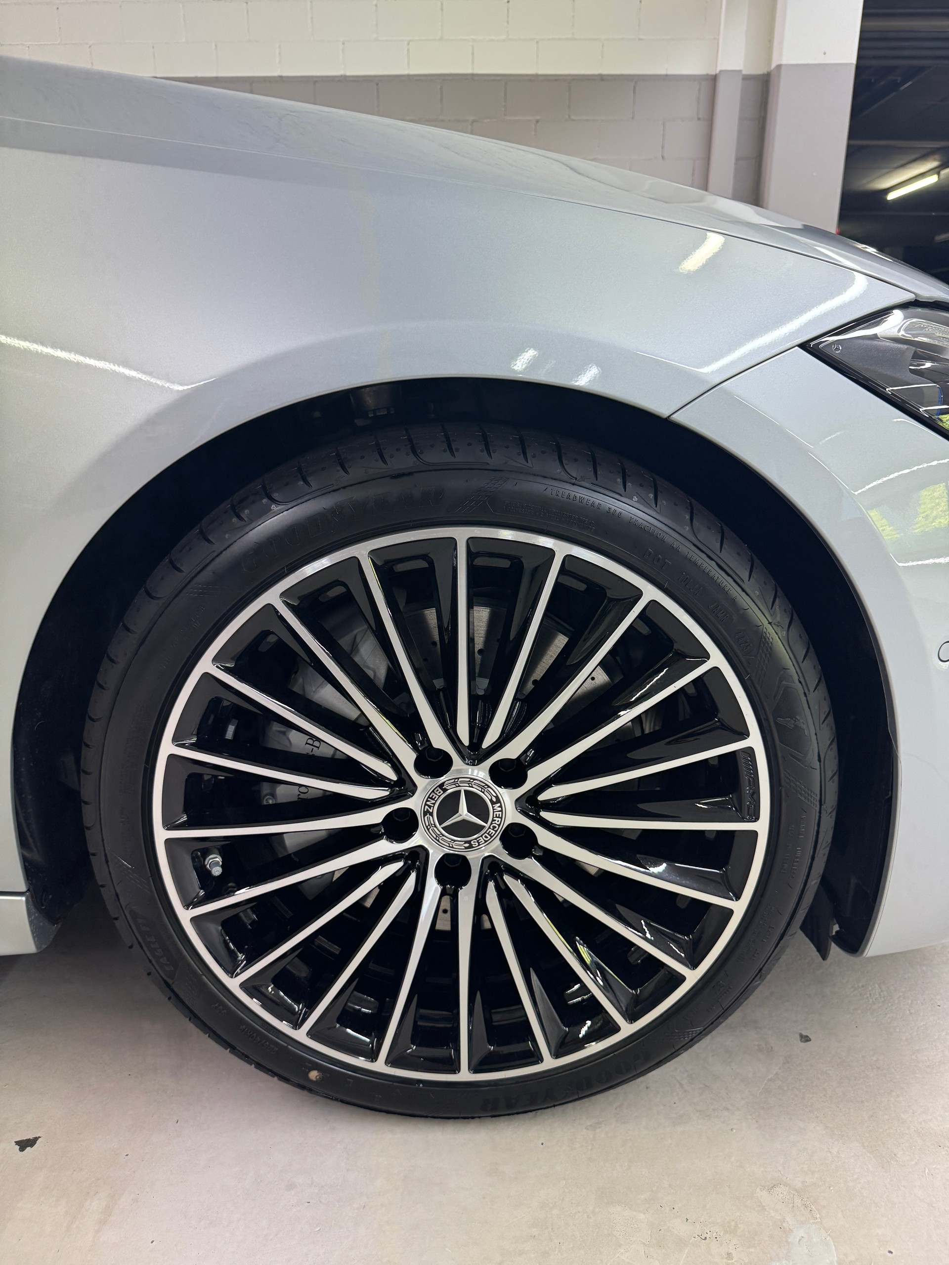 MERCEDES-BENZ C 220 d T 4 Matic Swiss Star-showroom-element-3