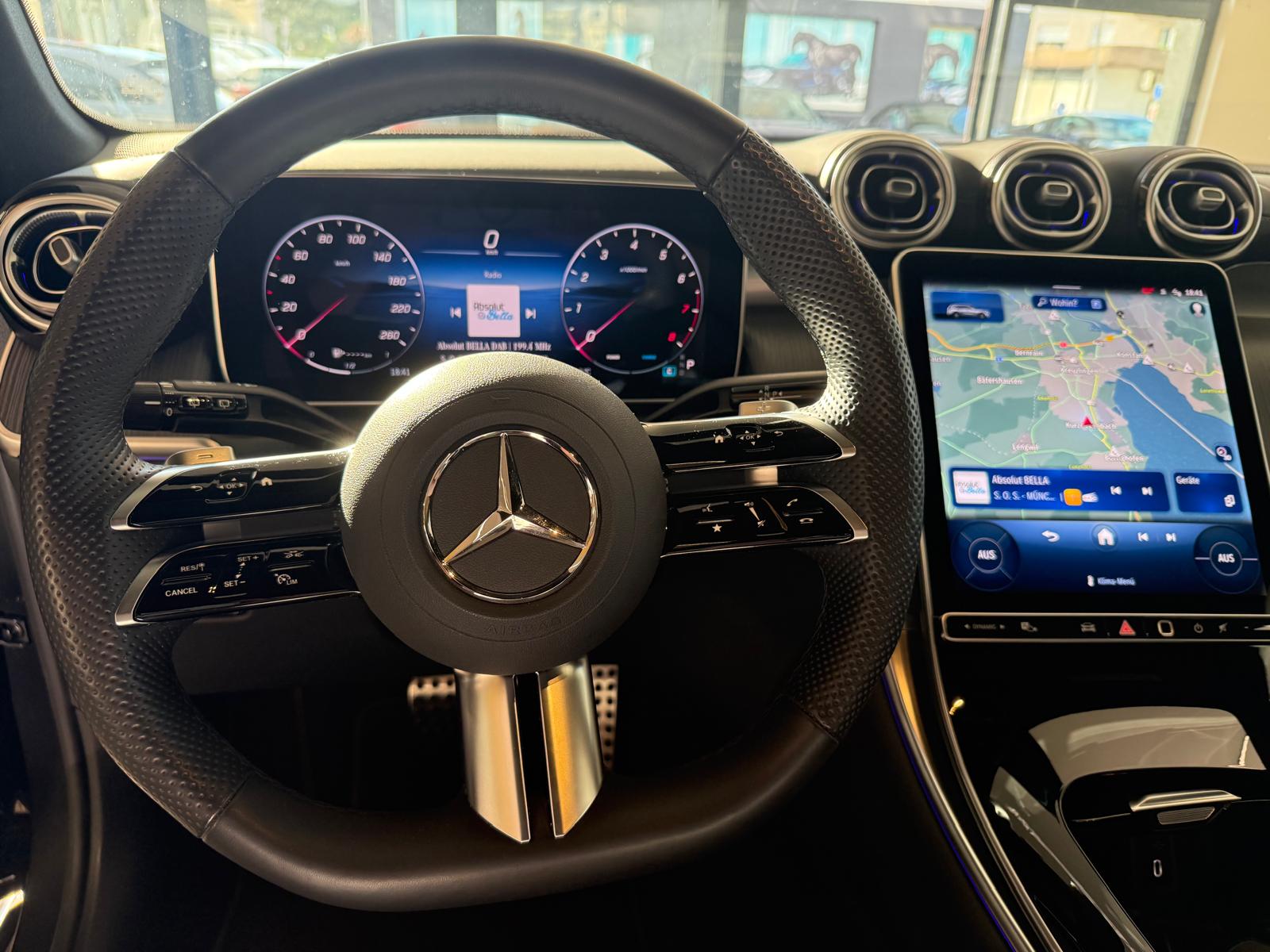 MERCEDES-BENZ GLC 300 4Matic 9G-Tronic-image-13