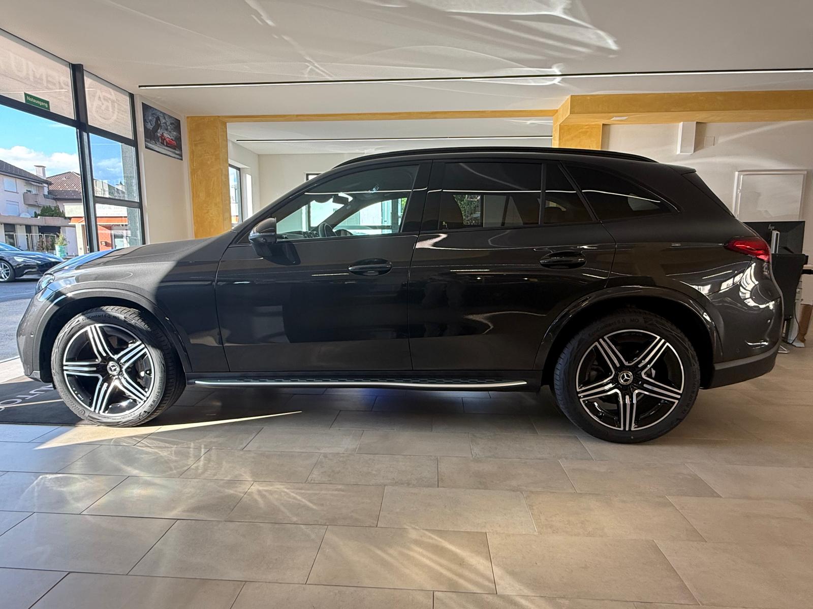 MERCEDES-BENZ GLC 300 4Matic 9G-Tronic-image-7