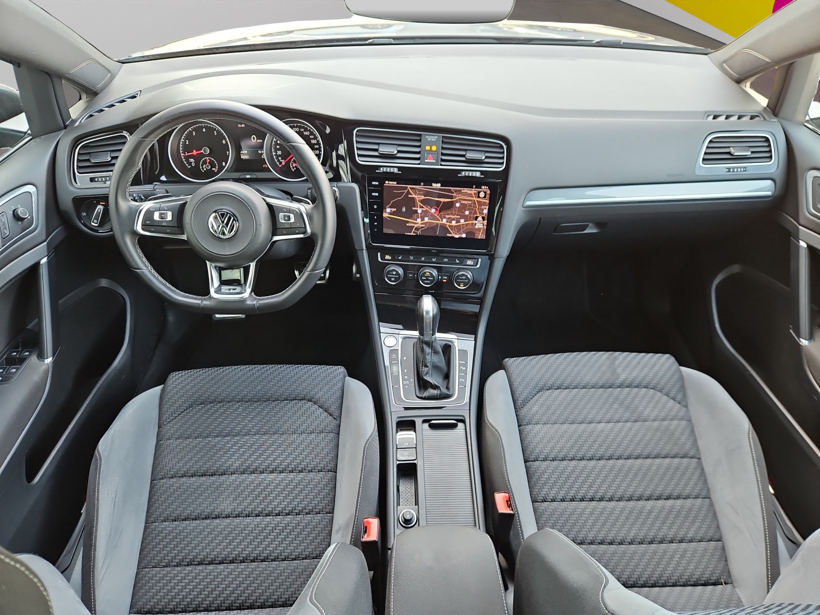 VW Golf Variant 1.5 TSI EVO Highline DSG-image-8