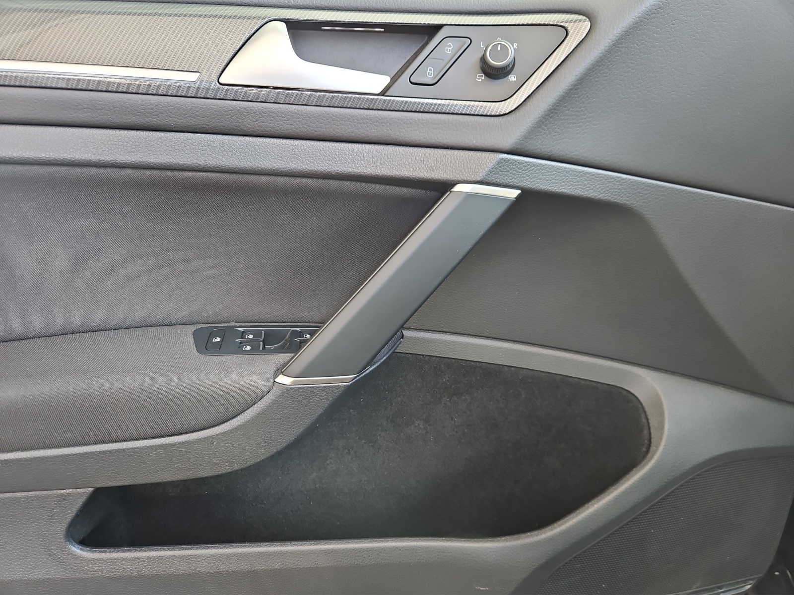 VW Golf Variant 1.5 TSI EVO Highline DSG-image-7
