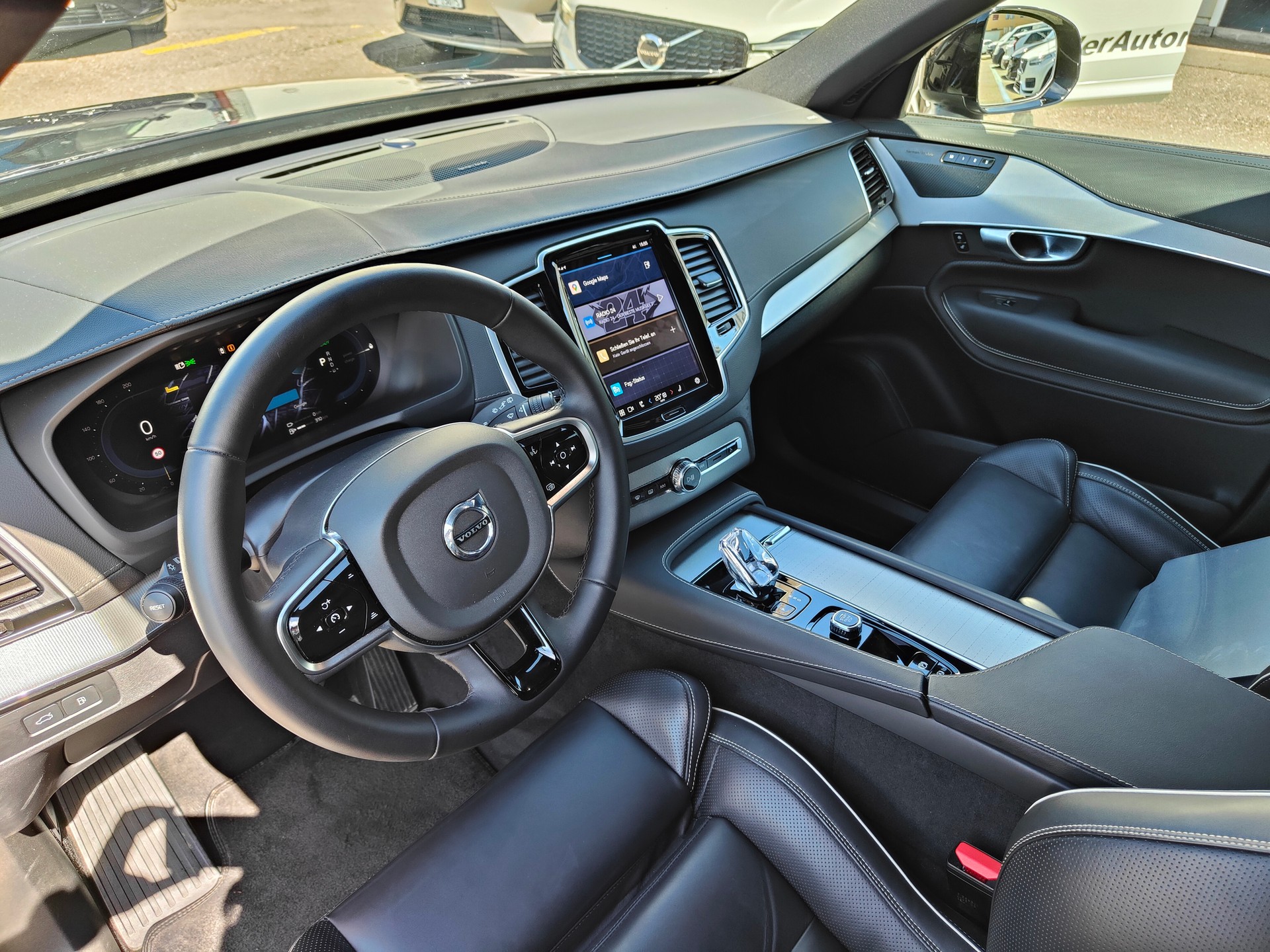 VOLVO XC90 2.0 T8 TE Plus Dark 7P. eAWD-image-9
