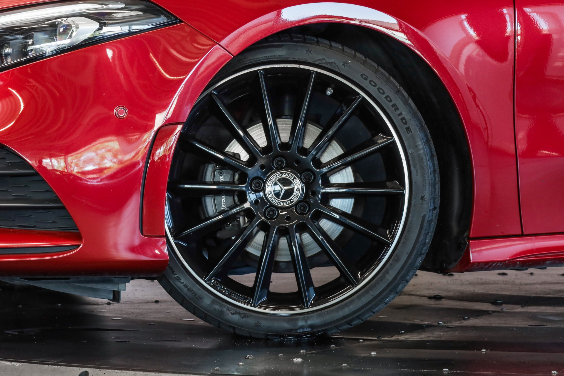 MERCEDES-BENZ A 180 Night Star AMG Line 7G-DCT-image-6