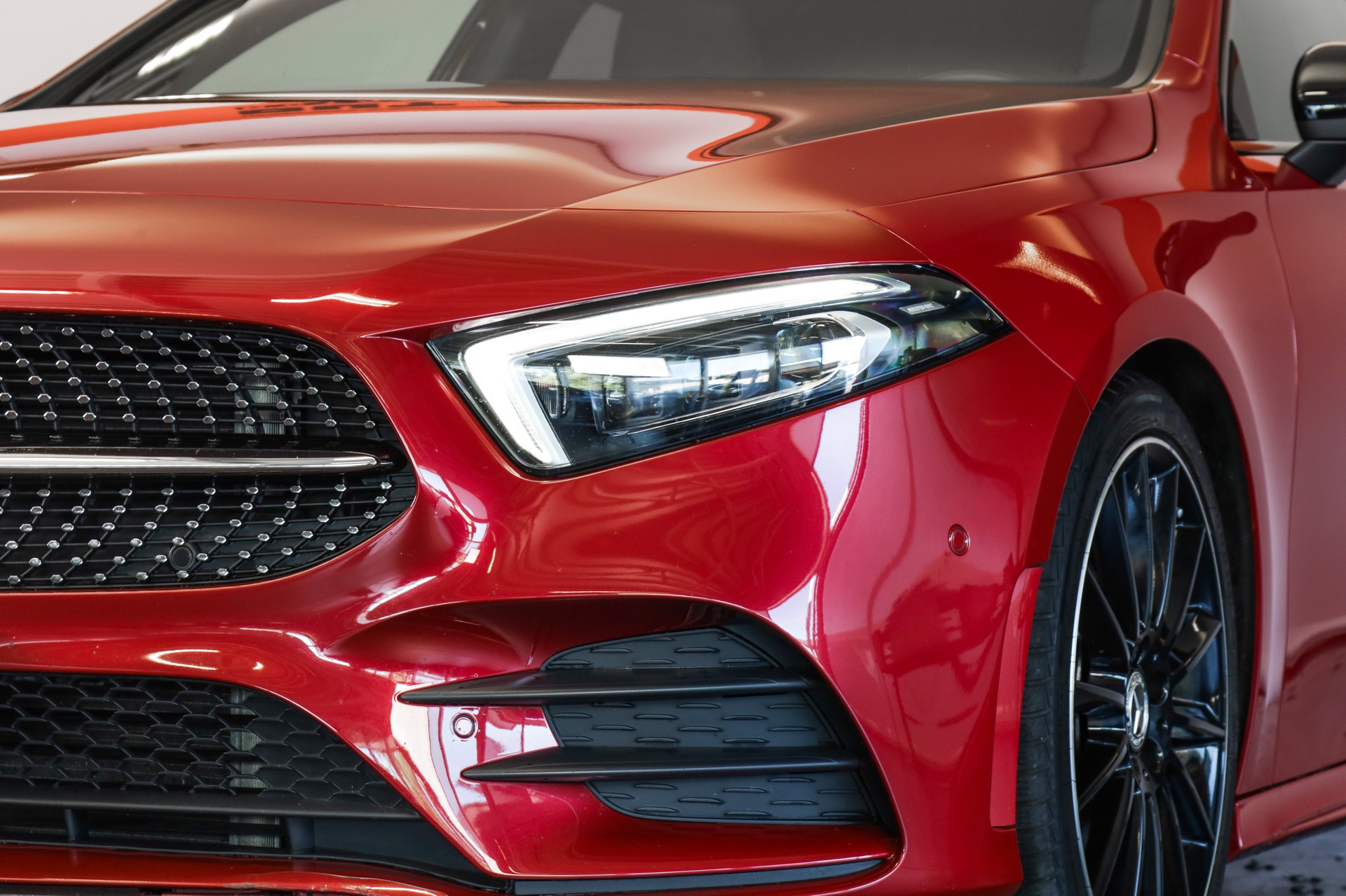 MERCEDES-BENZ A 180 Night Star AMG Line 7G-DCT-image-4