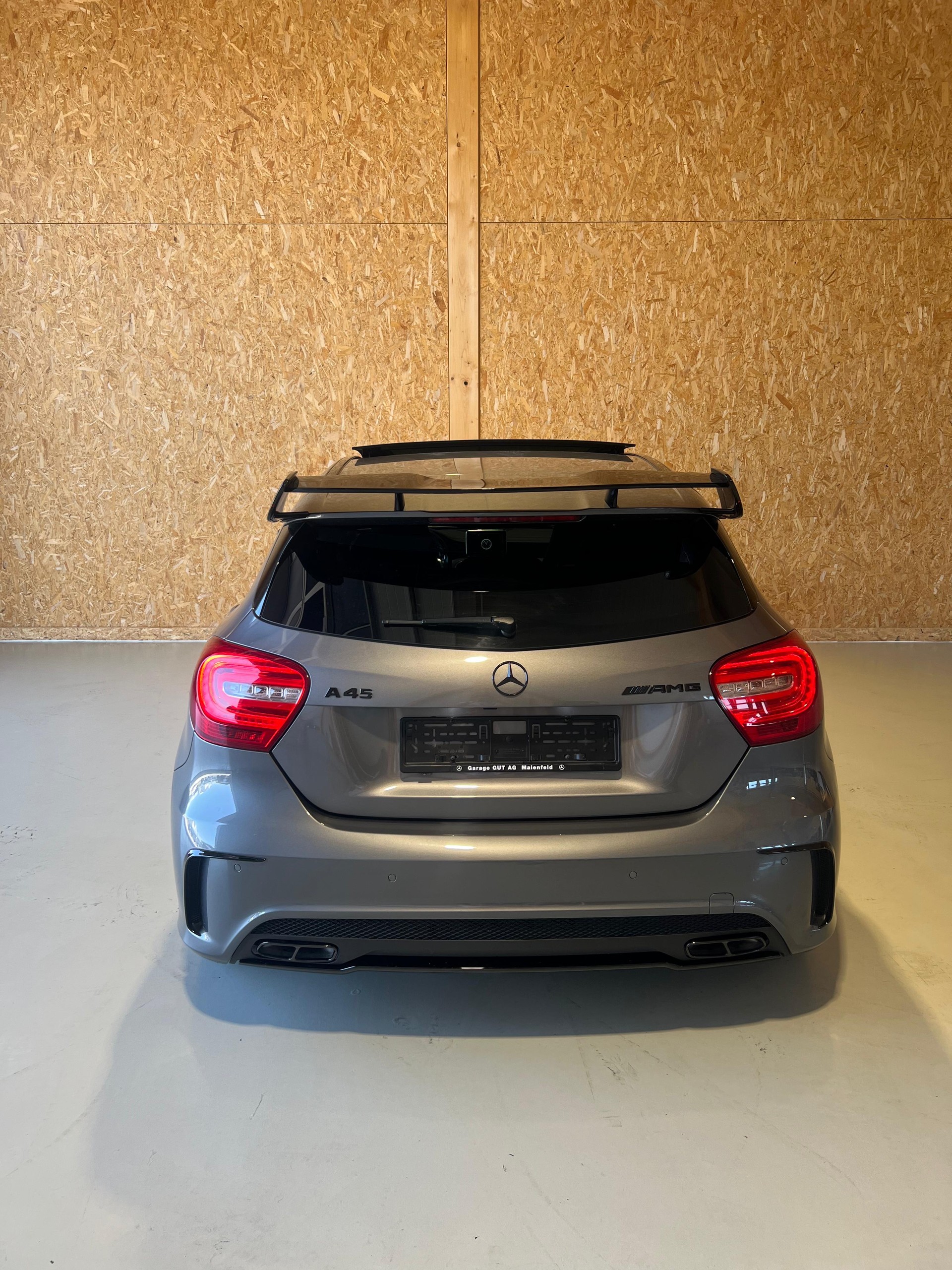 MERCEDES-BENZ A 45 AMG 4m-image-3
