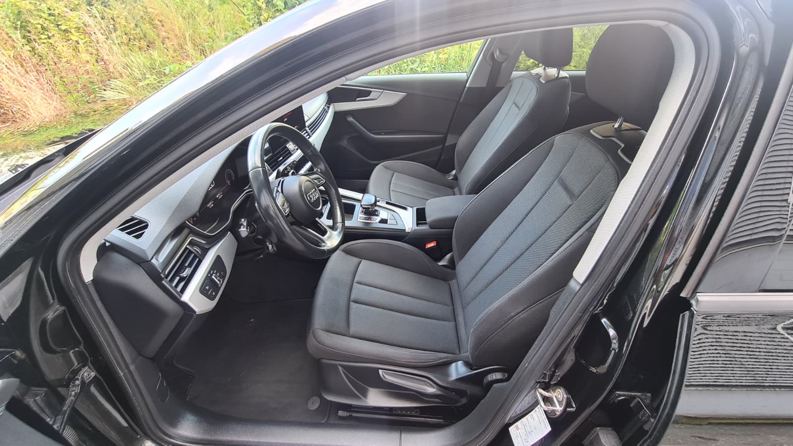 AUDI A4 Avant 35 TDI S-tronic ** Gr-Navigationssystem ** PDC Vorne + Hinten ** Tempomat ** Frisch Ab MFK & Service **-image-17