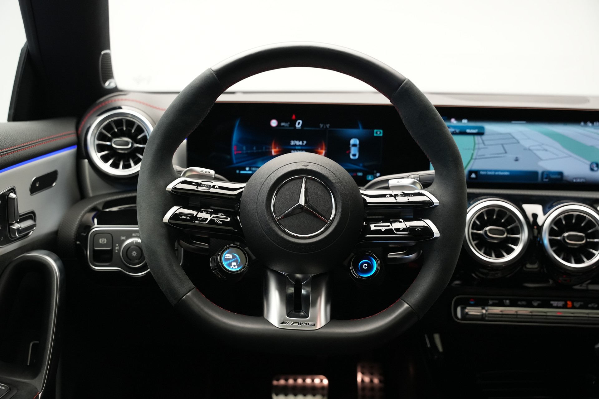 MERCEDES-BENZ CLA 45 S AMG 4Matic+ 8G-DCT *Burmester* *Schalensitze* *Panorama*-image-33