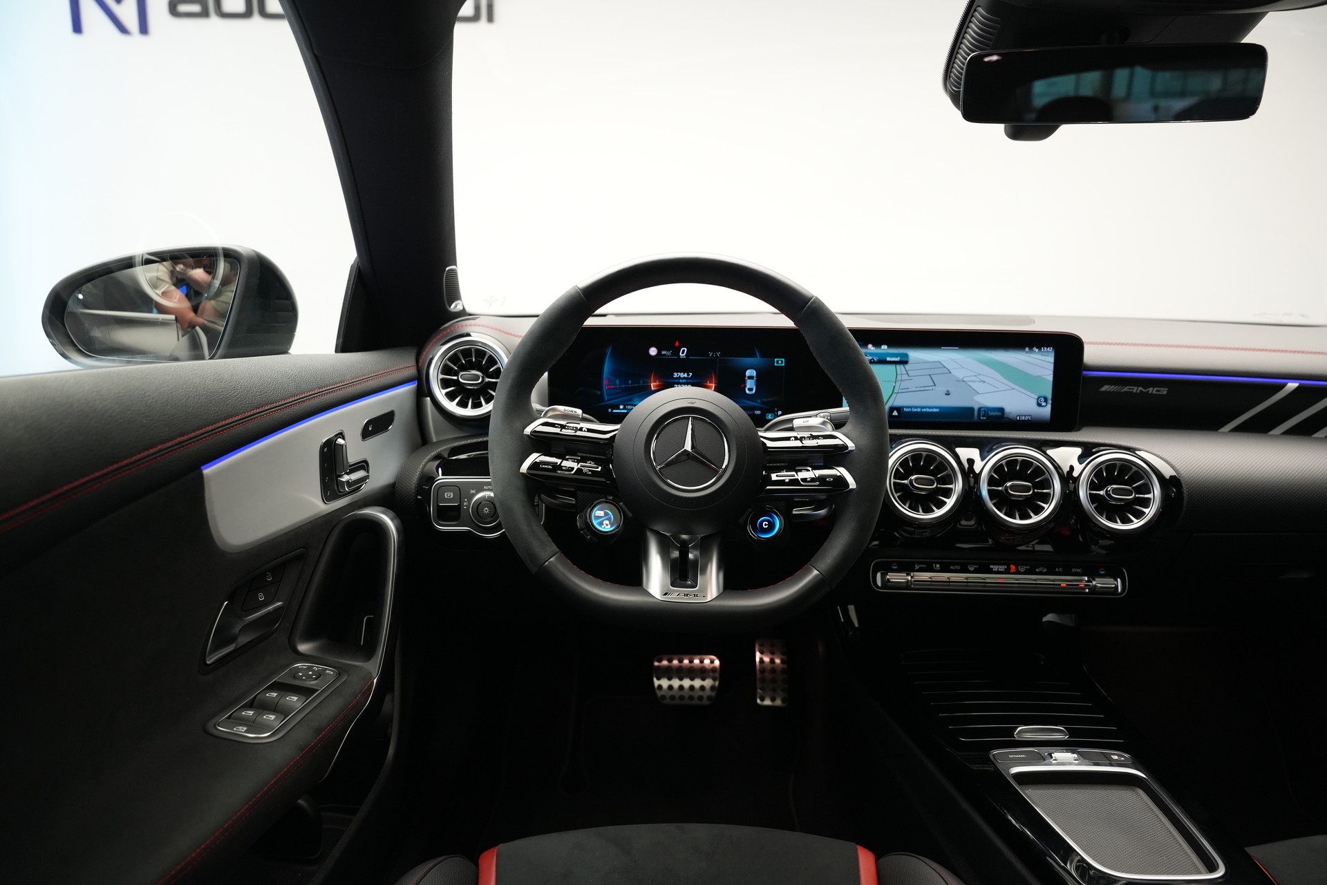 MERCEDES-BENZ CLA 45 S AMG 4Matic+ 8G-DCT *Burmester* *Schalensitze* *Panorama*-image-12