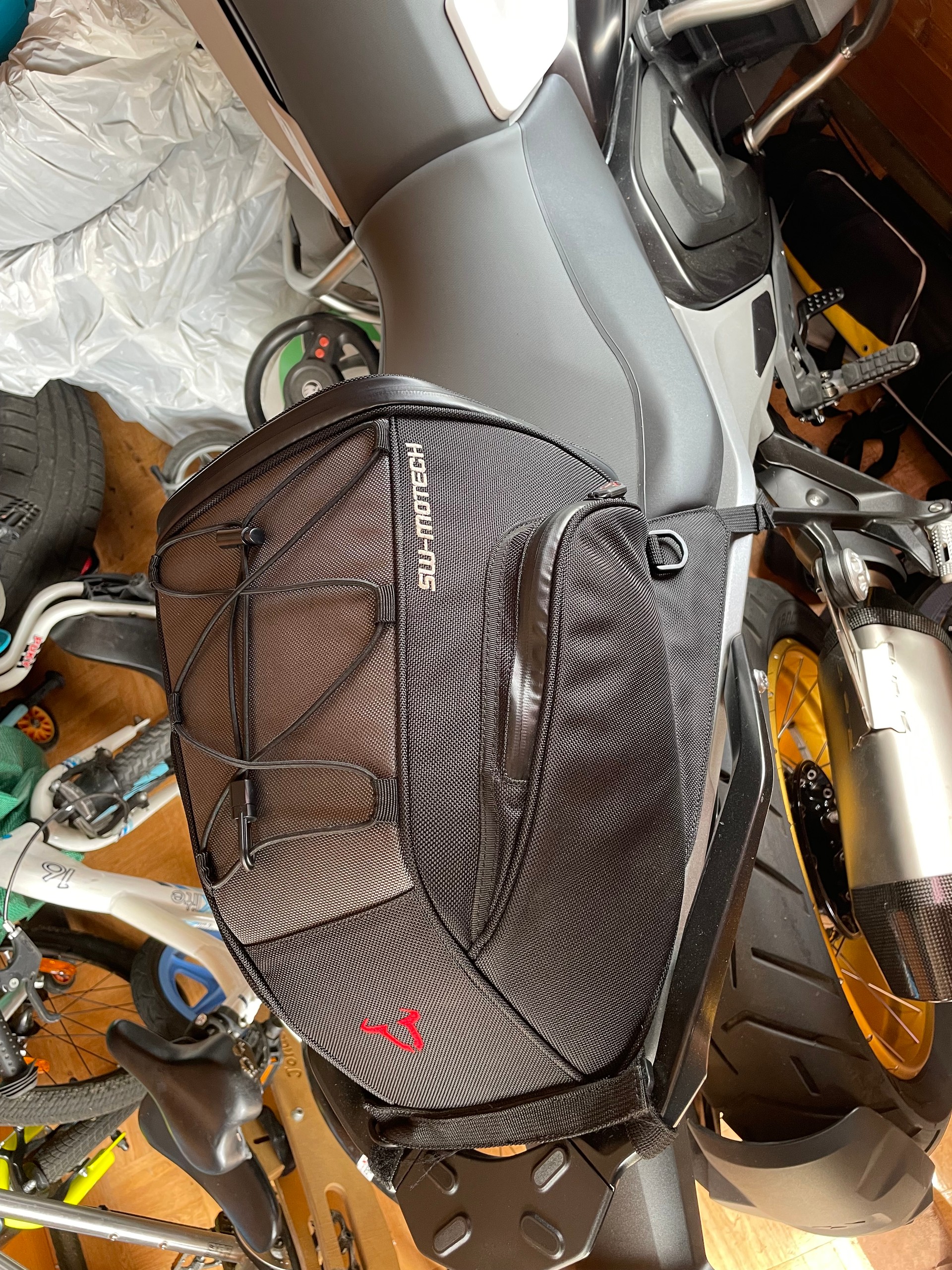 BMW R 1300 GS-image-3
