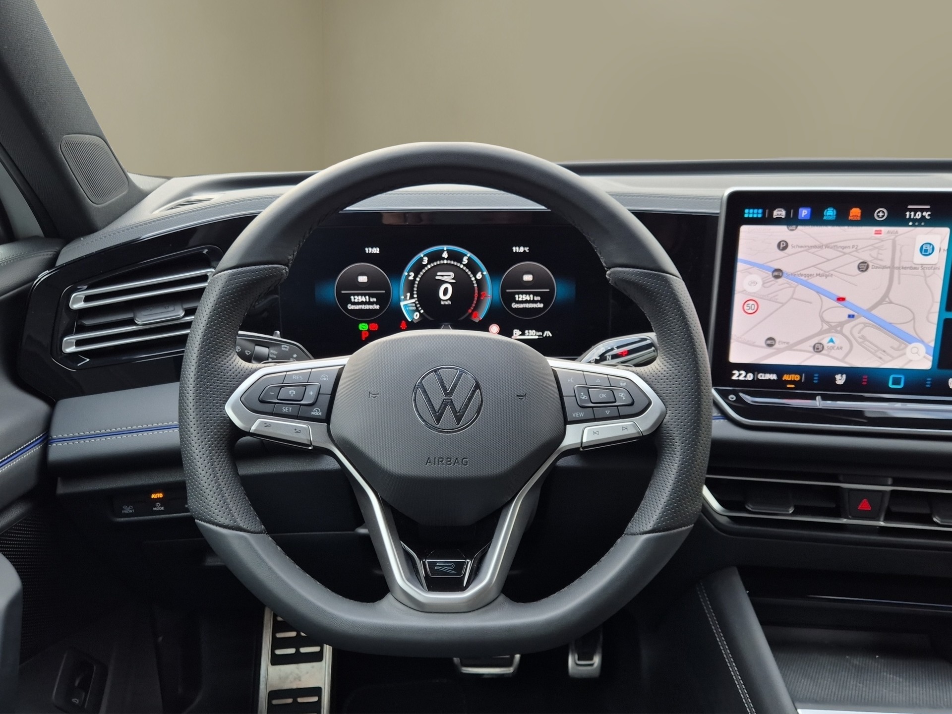VW Tiguan 2.0 TSI DSG R-Line 4Motion-image-12