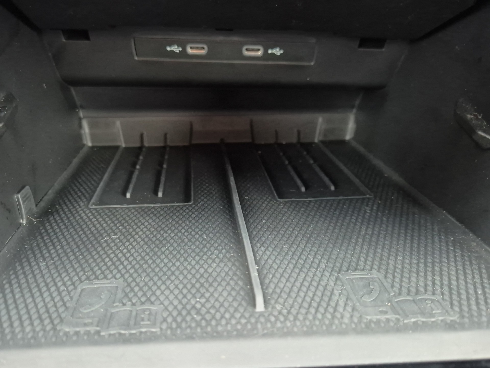 VW Tiguan 2.0 TSI DSG R-Line 4Motion-image-17