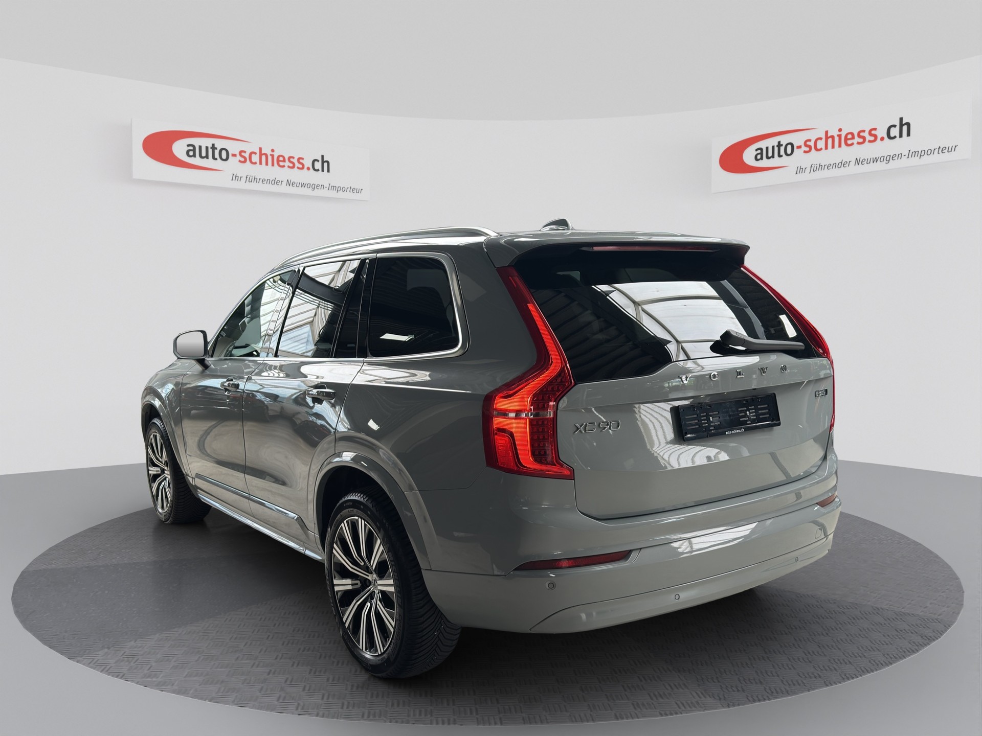 VOLVO XC90 B5 Benzin Mild Hybrid AWD Core Geartronic-showroom-element-2