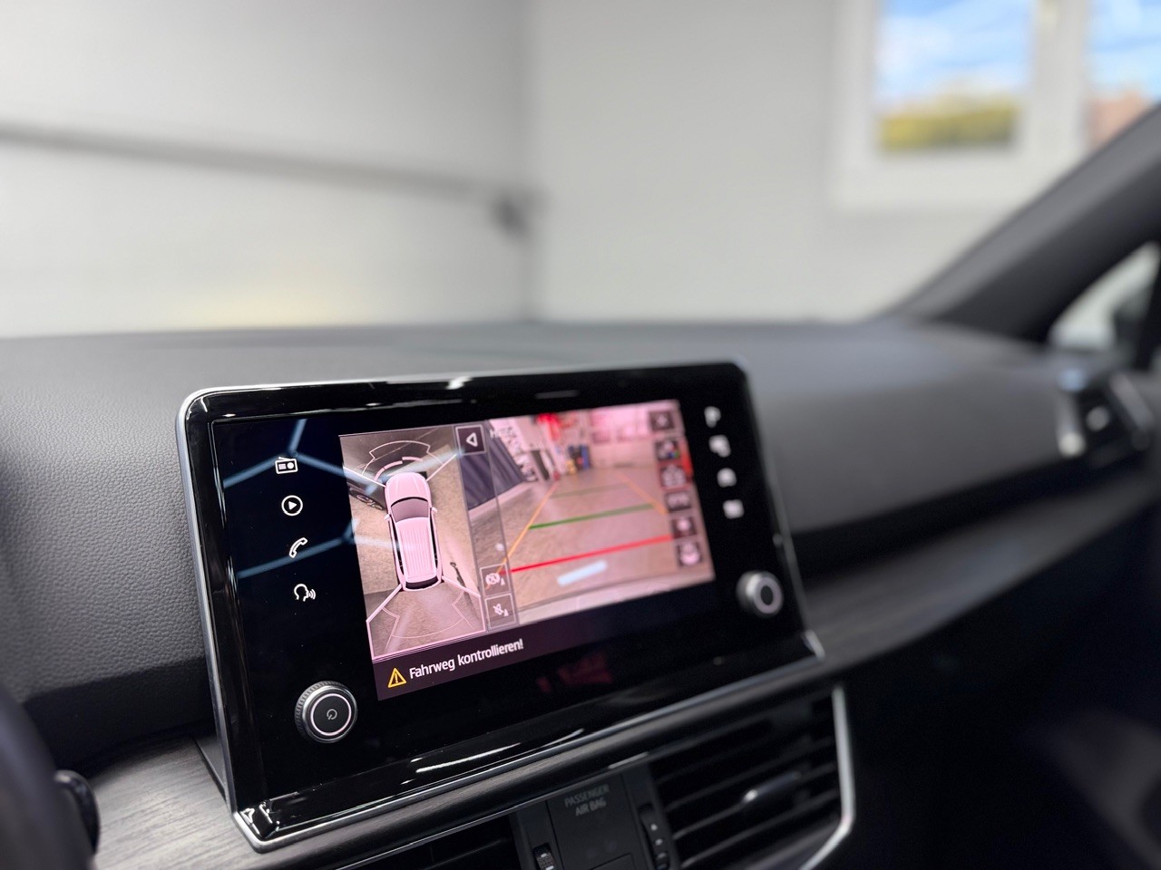 SEAT Tarraco 2.0TSI Xcellence 4Drive DSG | 360° Kamera | Anhängerkupplung 2400KG | BeatsAudio | ACC | 7. Plätzer-image-26