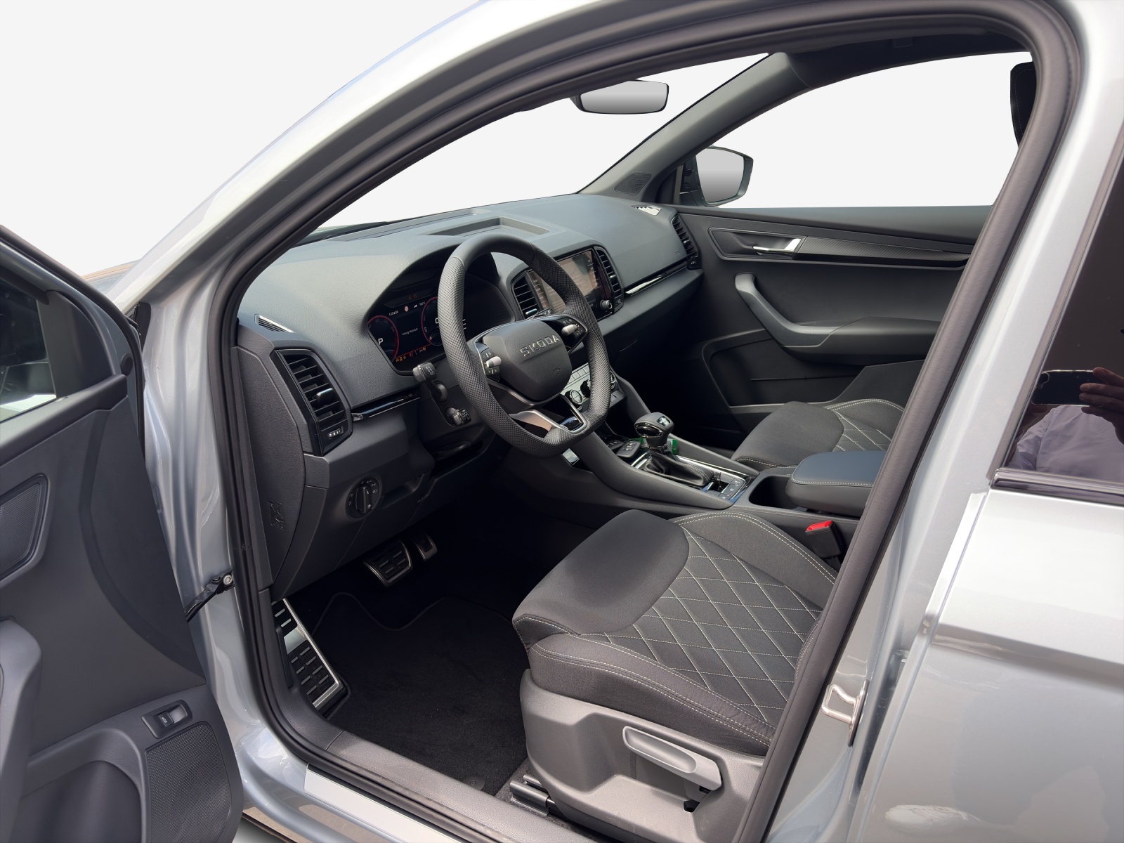 SKODA Karoq 2.0 TSI SportLine 4x4 DSG-image-7