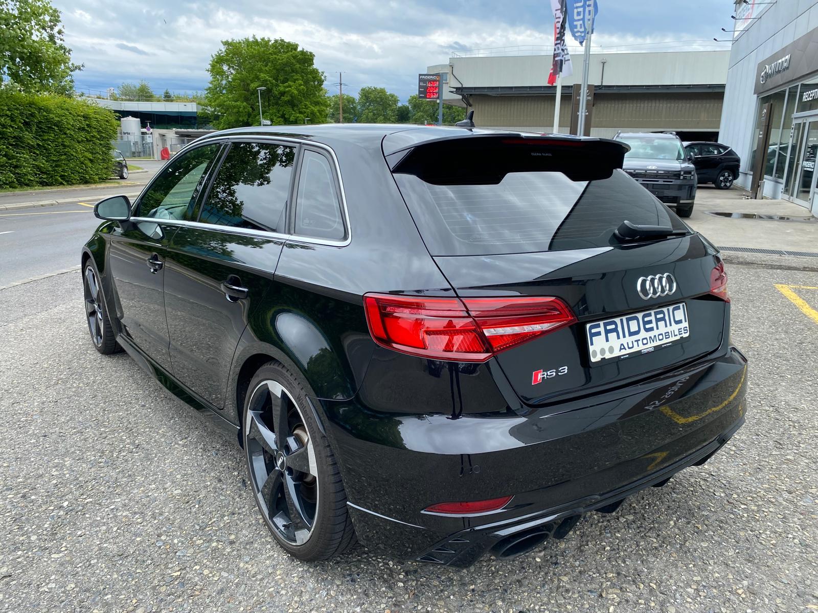 AUDI RS3 Sportback 2.5 TSI quattro S-tronic-showroom-element-2