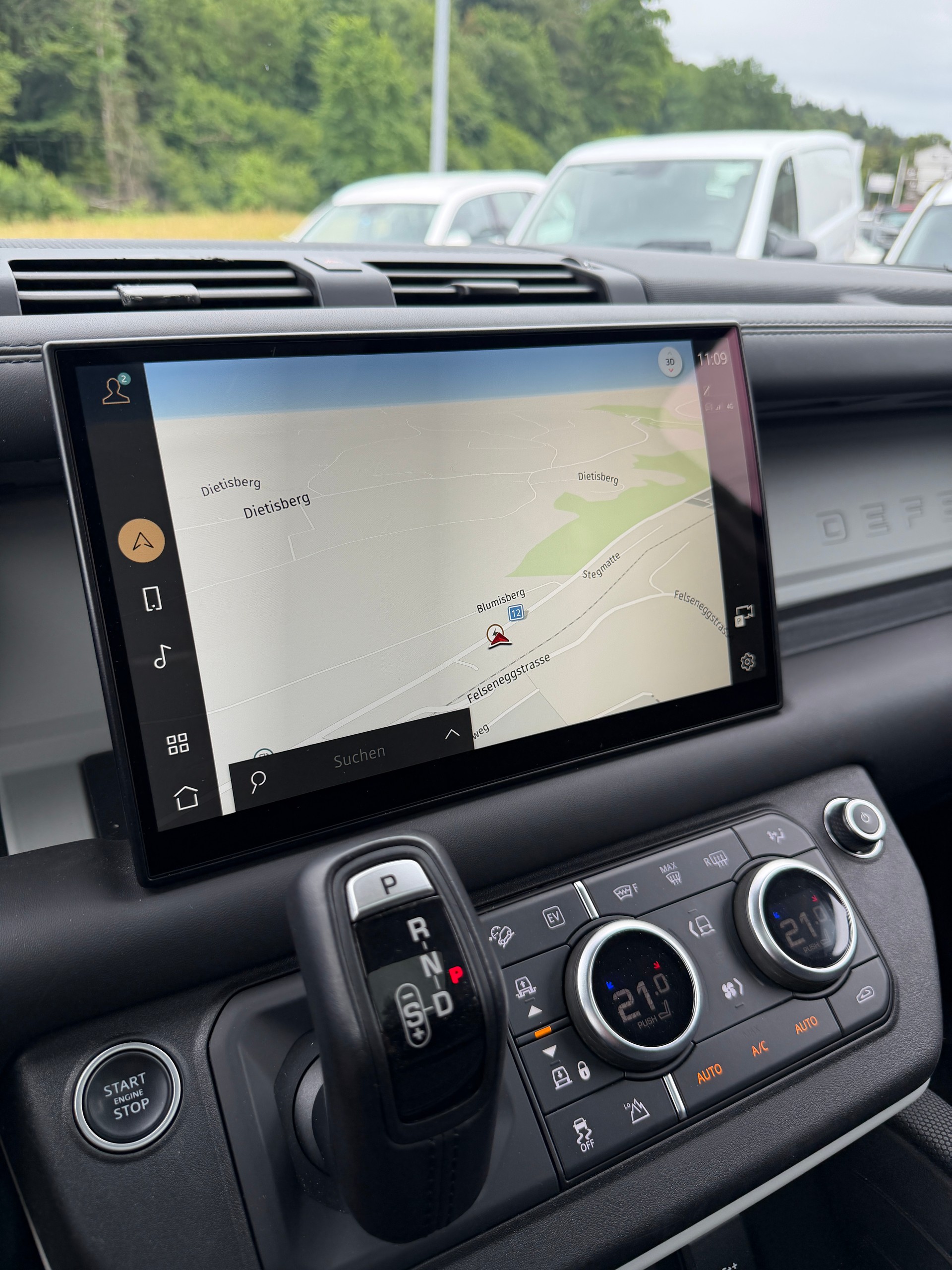 LAND ROVER Defender 110 P400e Si4 PHEV X-Dynamic HSE AT8-image-15