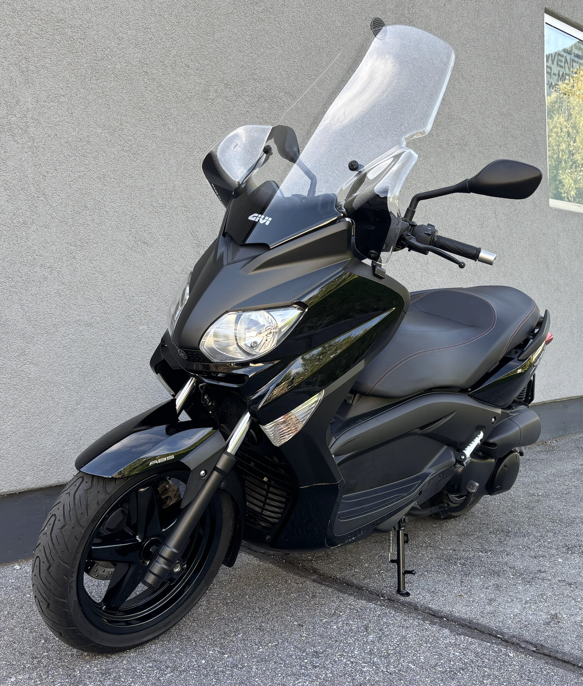 YAMAHA X-MaxYP 250 RA ABS-image-2