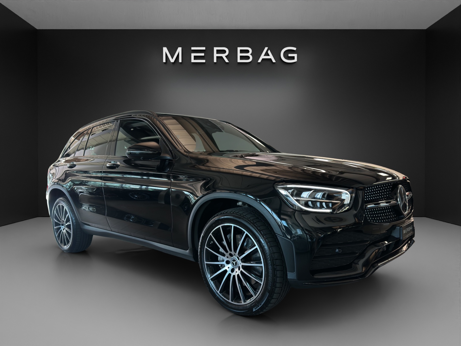 MERCEDES-BENZ GLC 300 de AMG Line 4M A