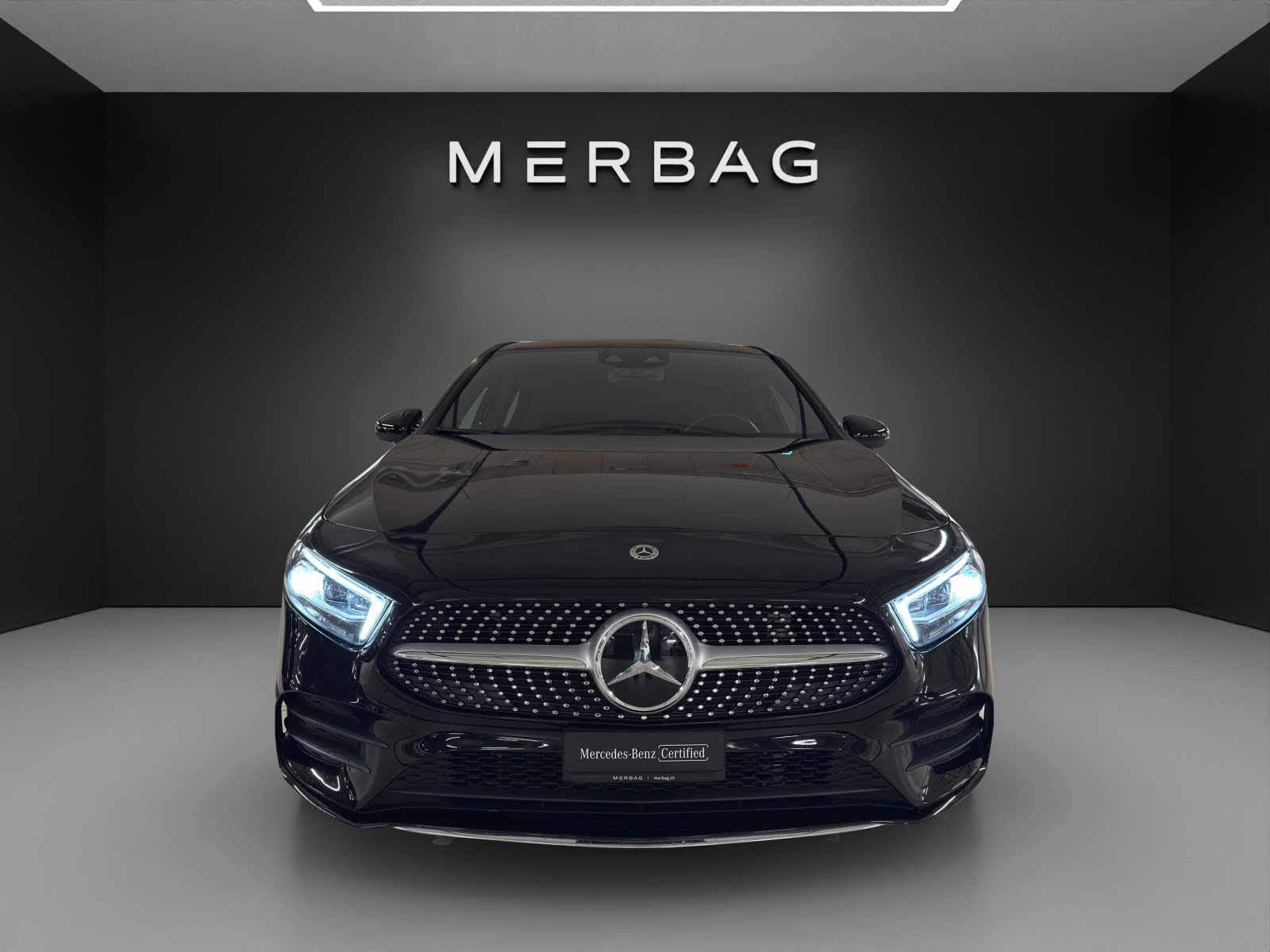 MERCEDES-BENZ A 200 AMG Line 7G-DCT-image-1