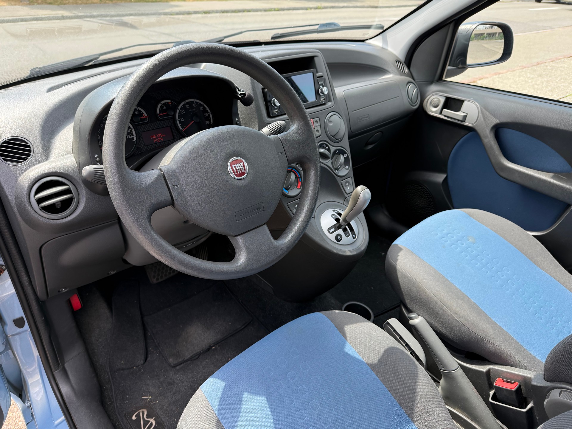 FIAT Panda 1.2 Emotion-image-5