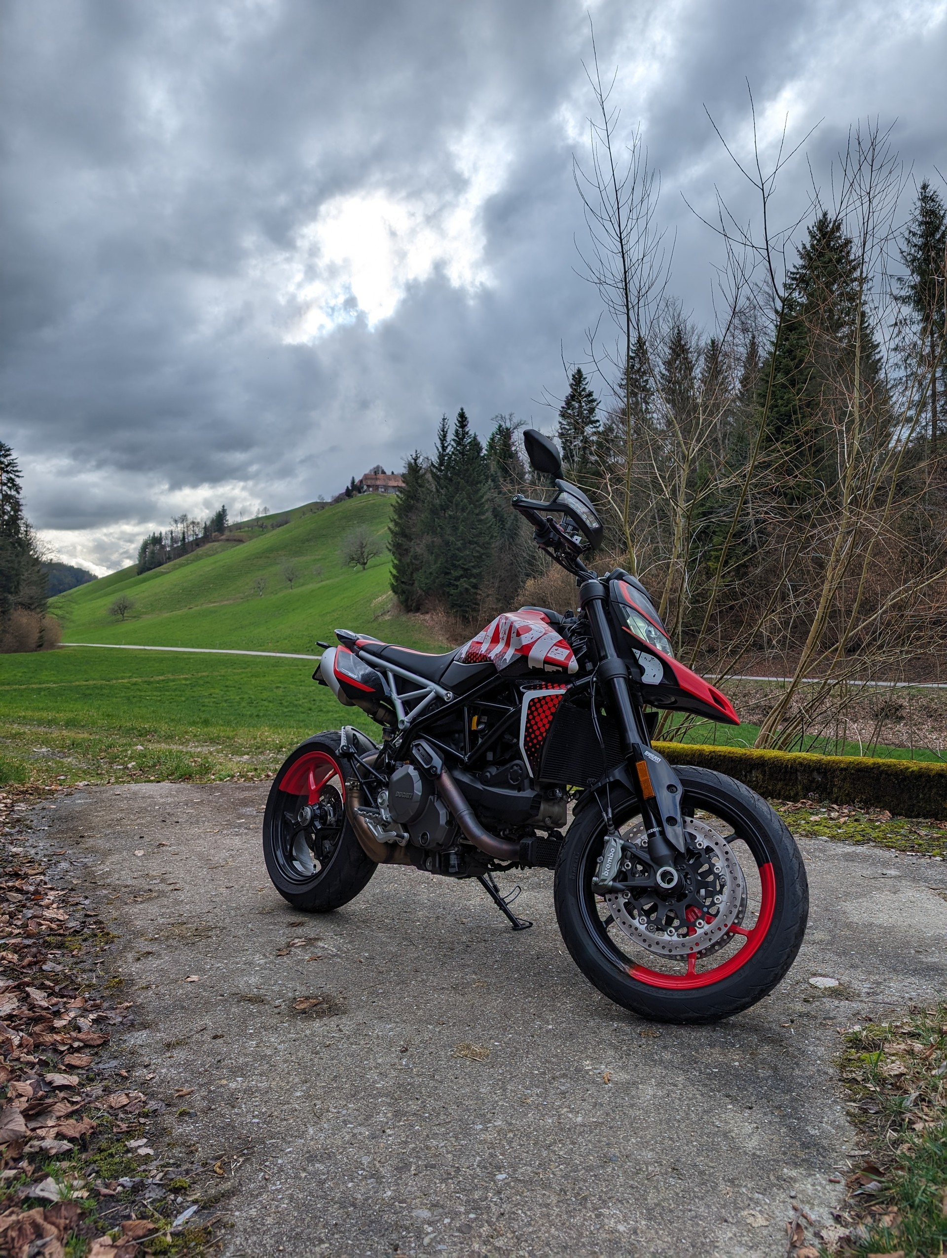 DUCATI Hypermotard 950 RVE-image-2
