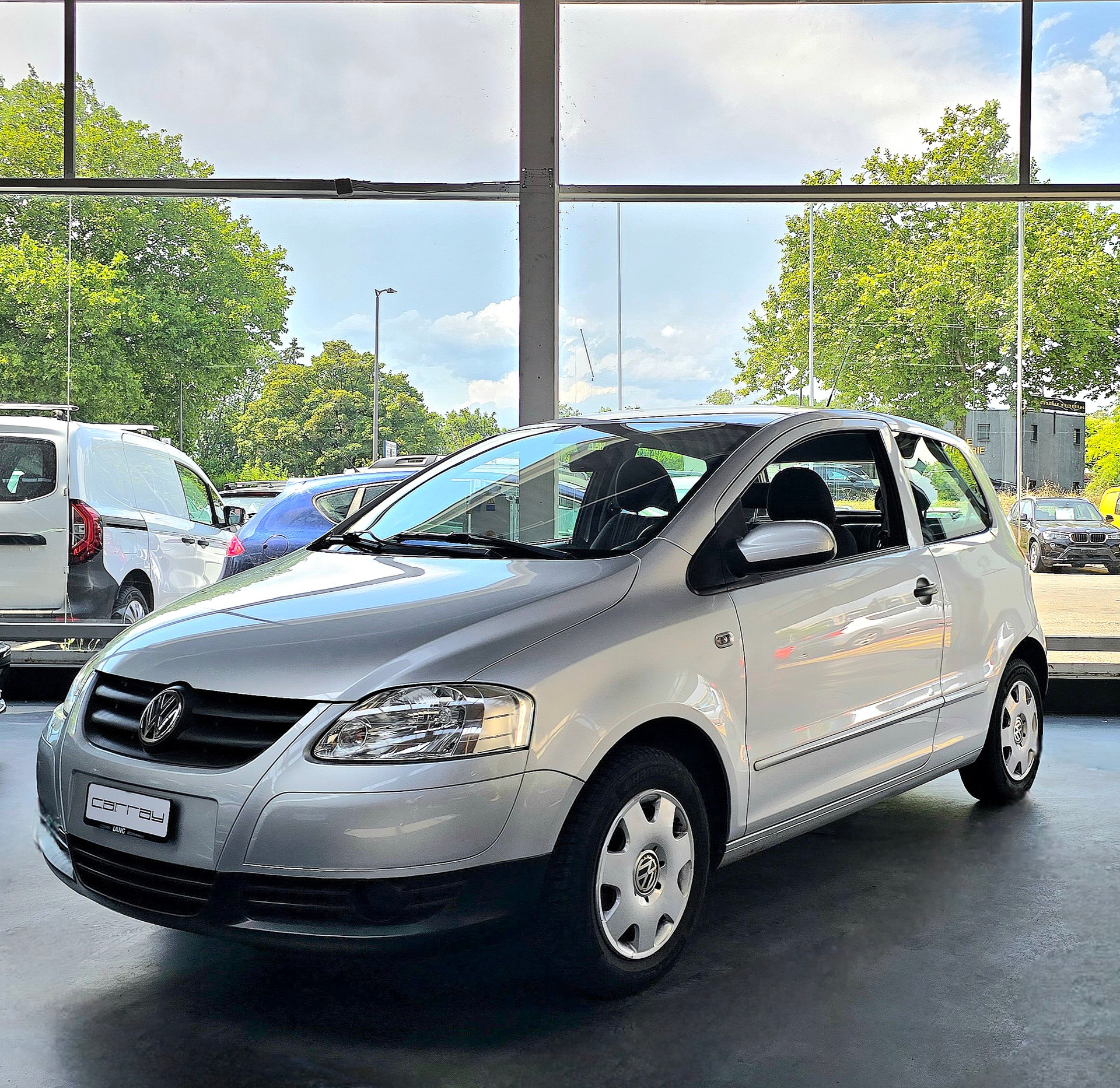 VW Fox 1.2-showroom-element-1