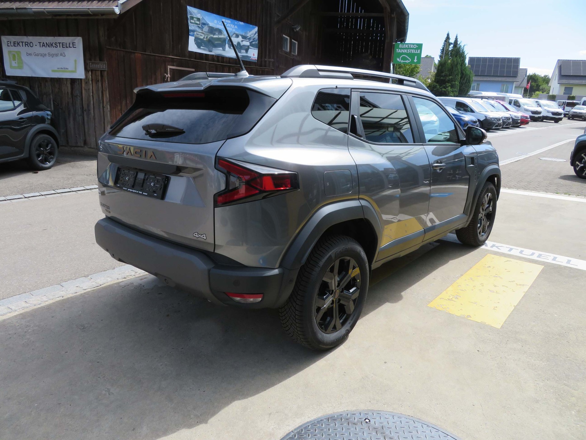 DACIA Duster 1.2 Hybrid Extreme 4WD-image-5