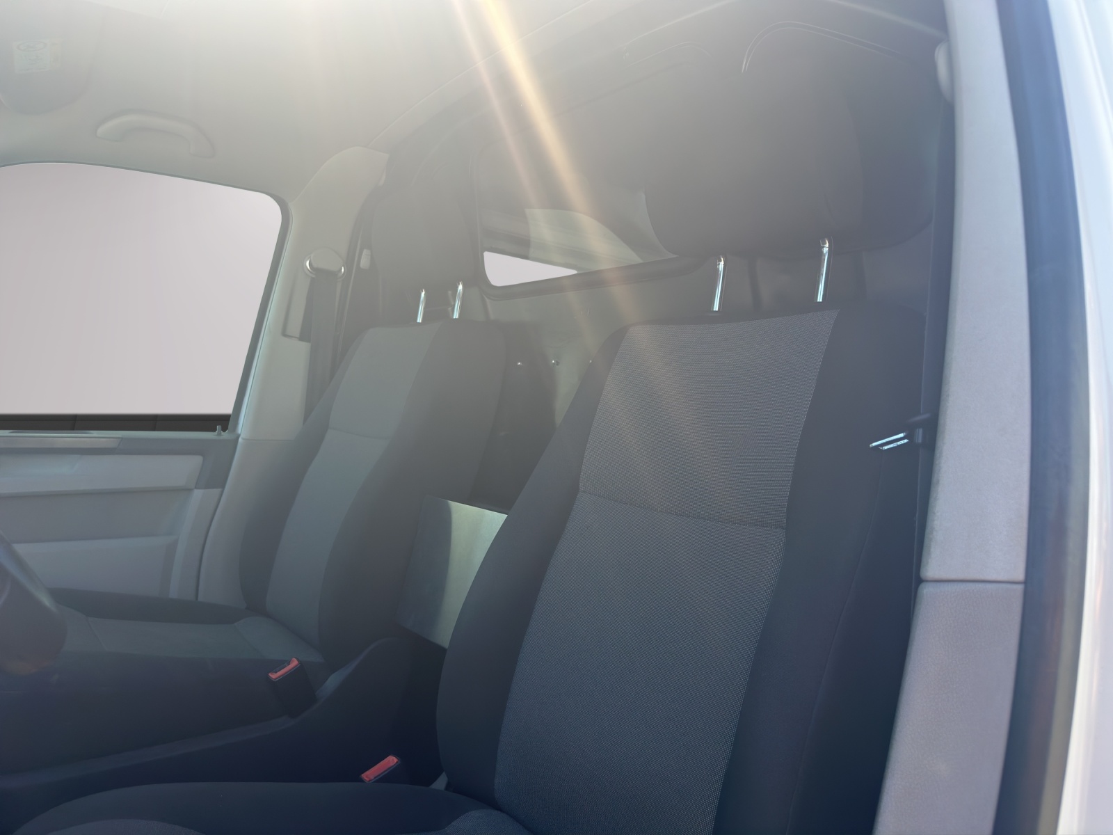 VW T6 2.0 TDI FAHRZEUGEINRICHTUNG-image-10
