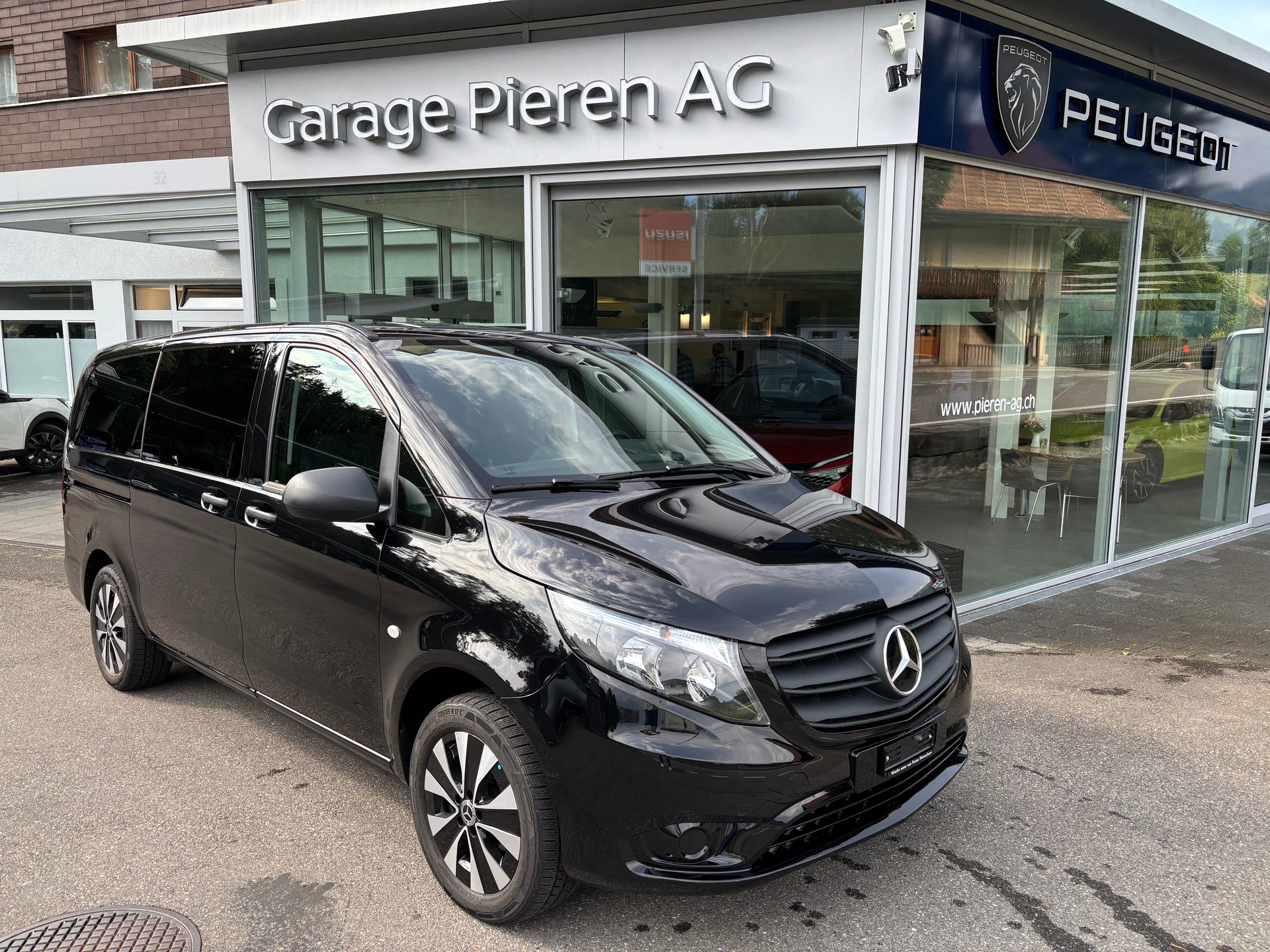 MERCEDES-BENZ Vito Tourer 116 CDI Long Sel. 4M