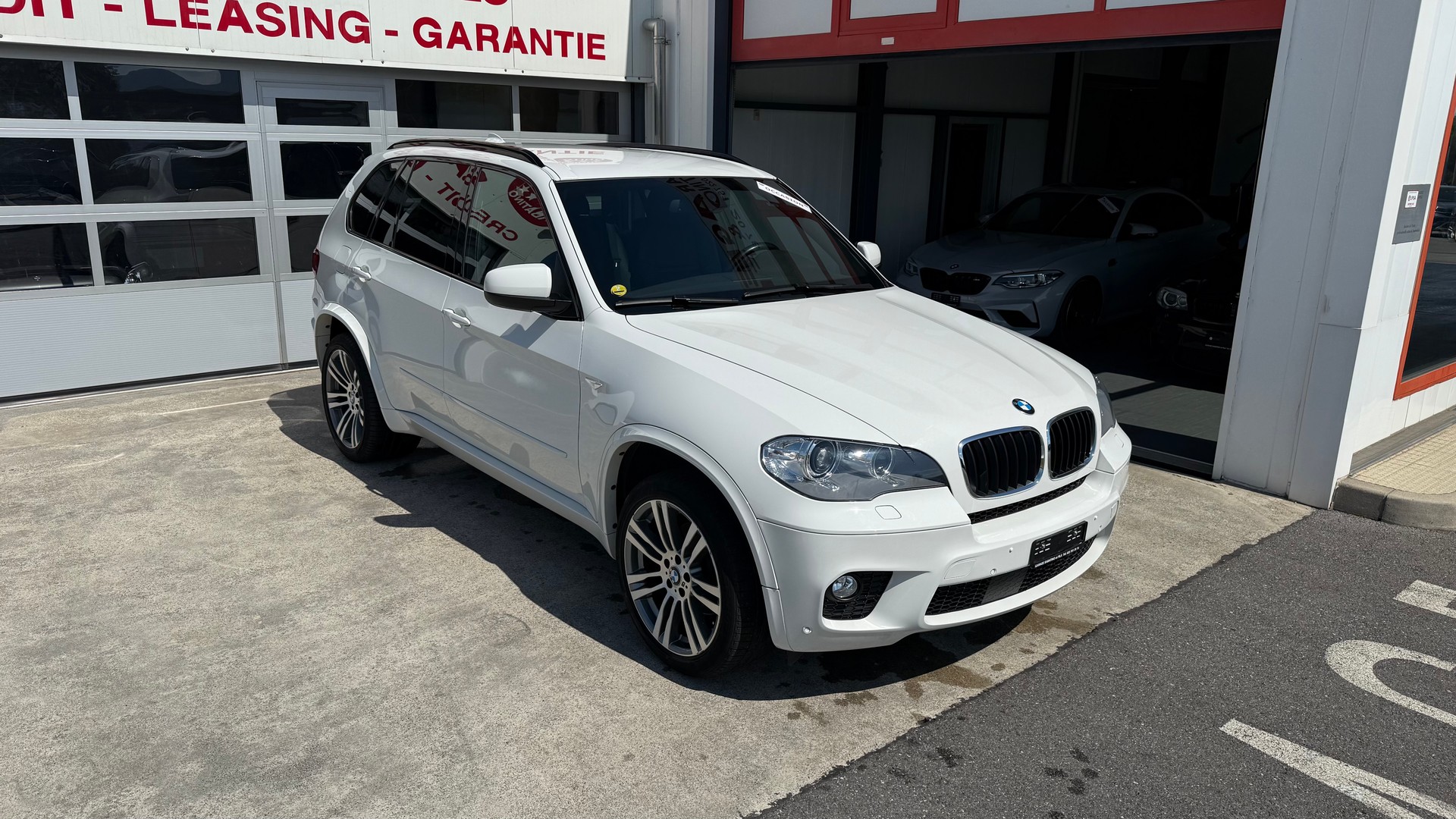 BMW X5 xDrive 30d Steptronic-image-2