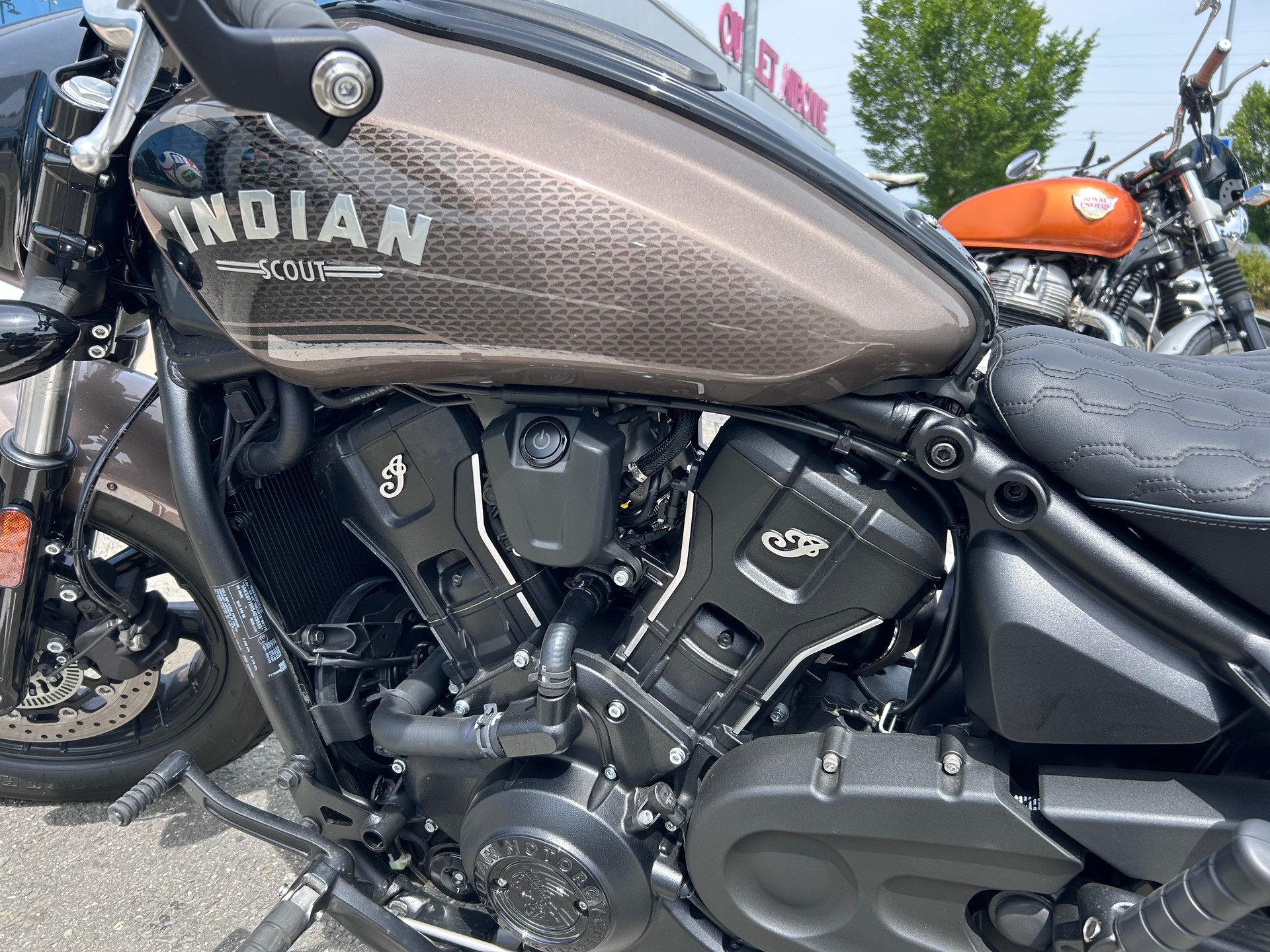 INDIAN Bobber L+T-image-2