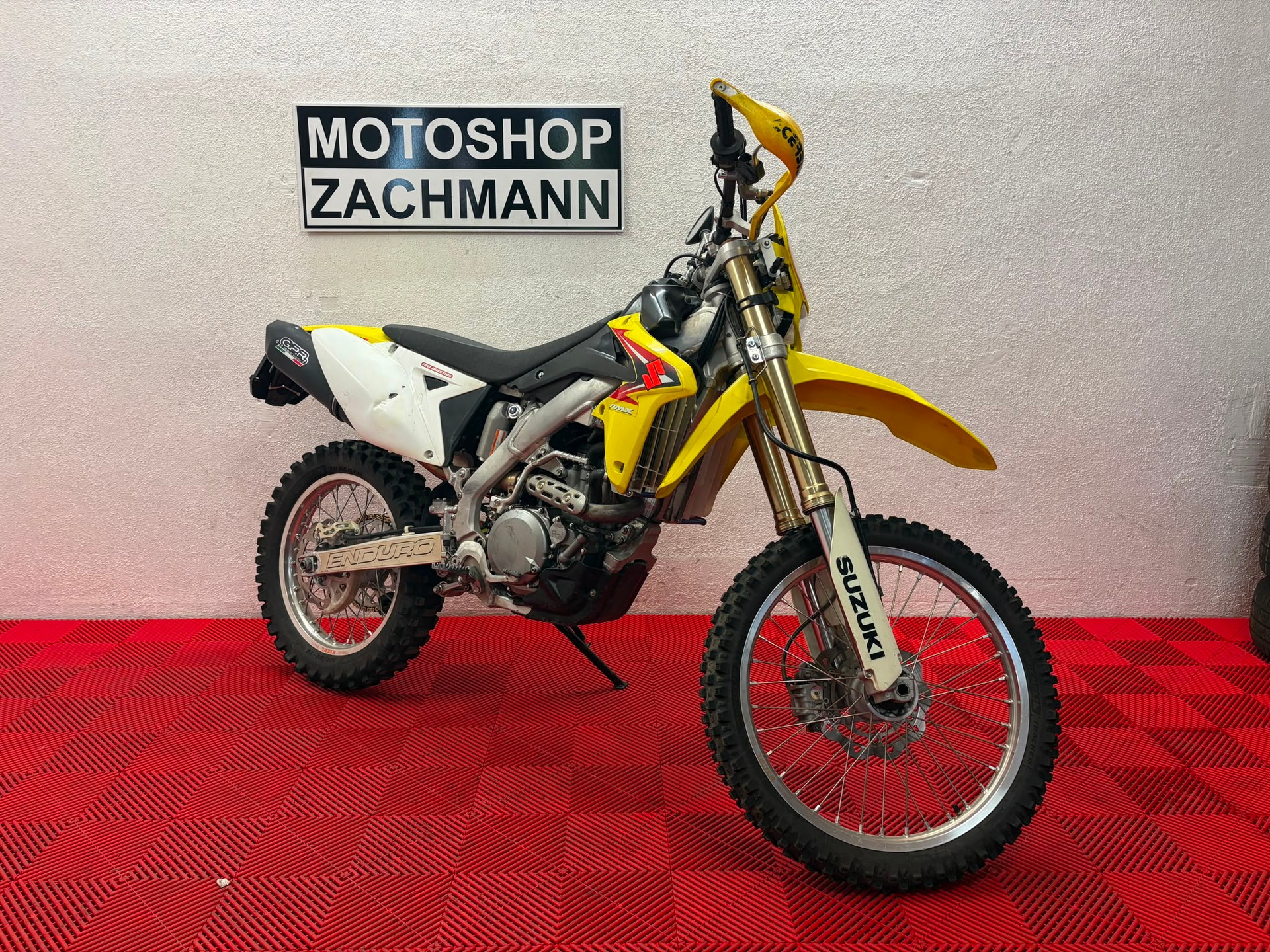 SUZUKI RMX 450 Valenti-image-2