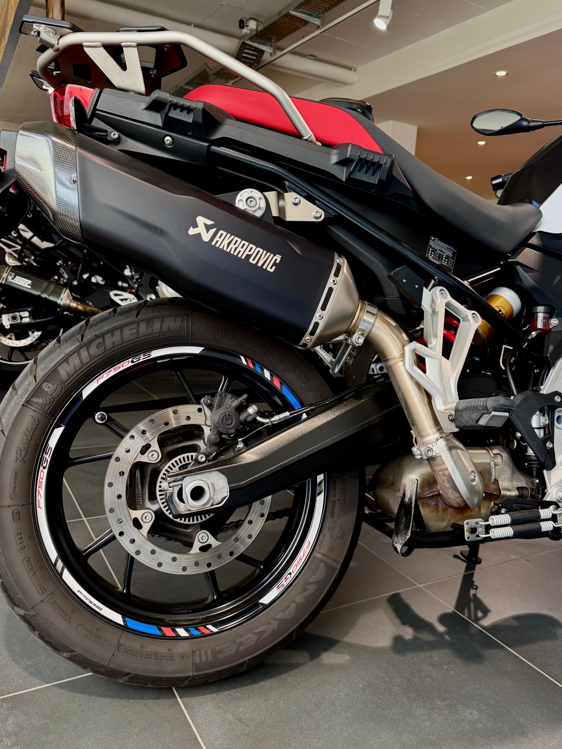 BMW F 750 GS ABS-image-1