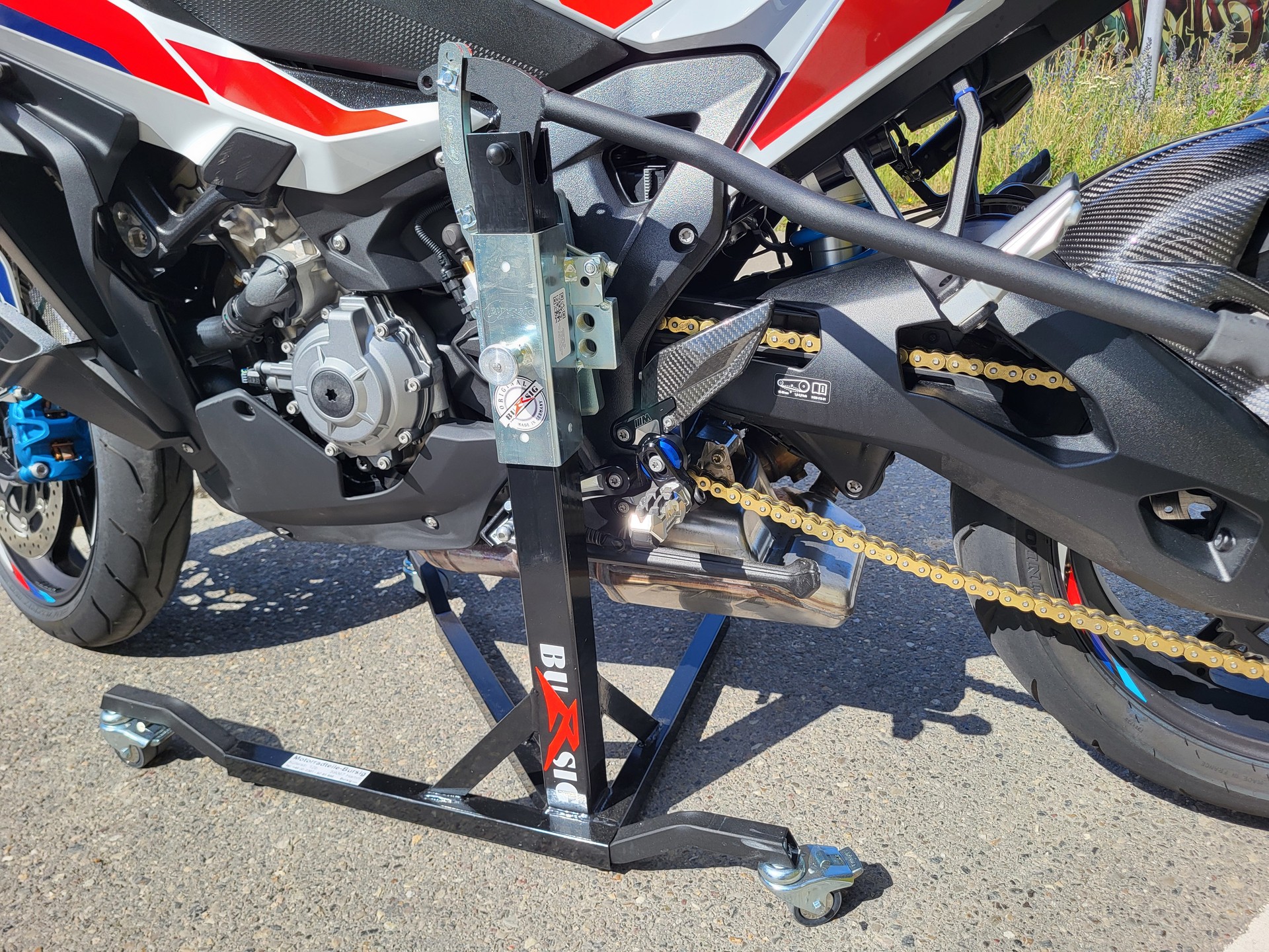 BMW M 1000 XR-image-3