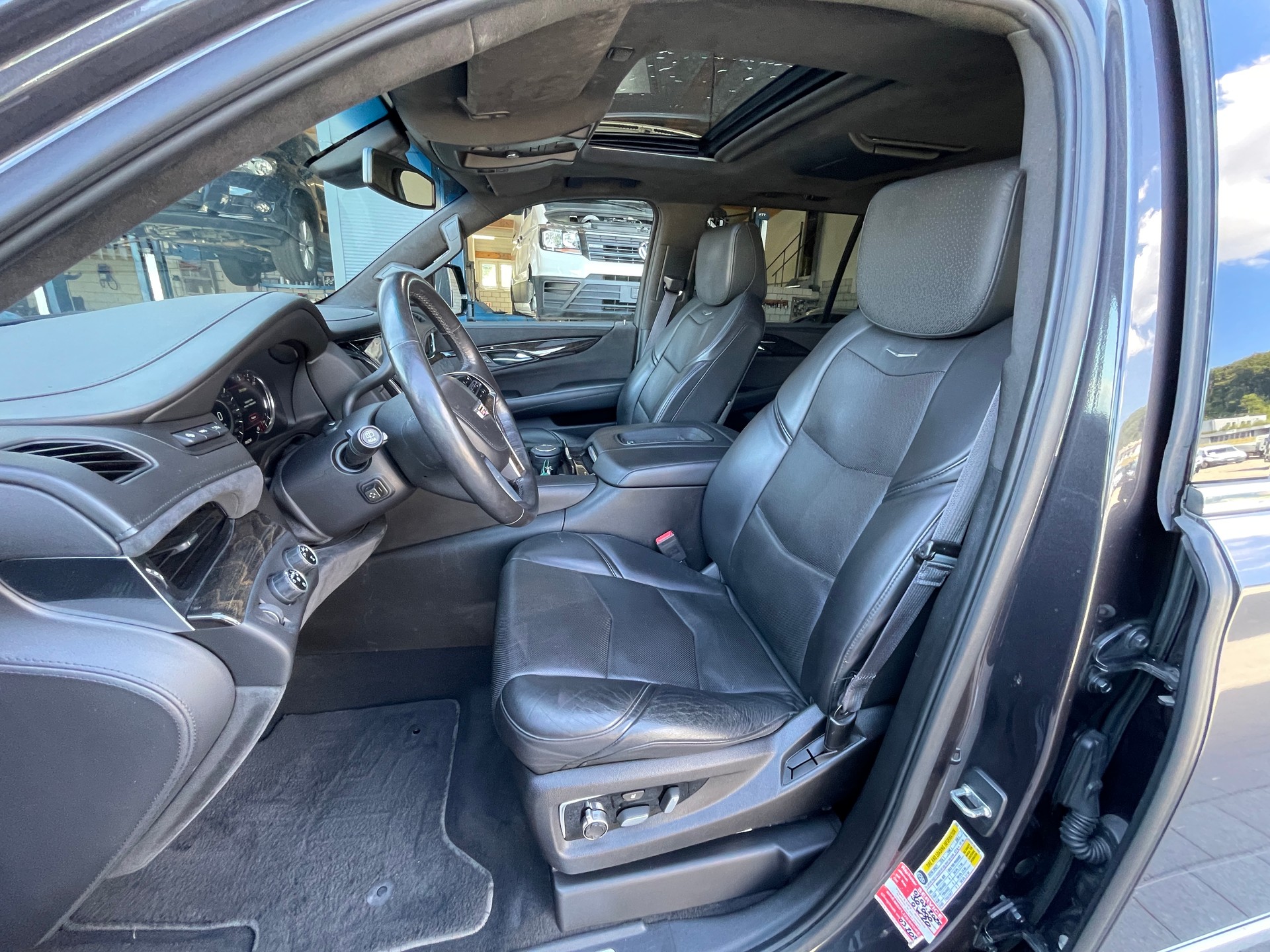 CADILLAC Escalade 6.2 Platinum Automatic*8 Plätze-image-11