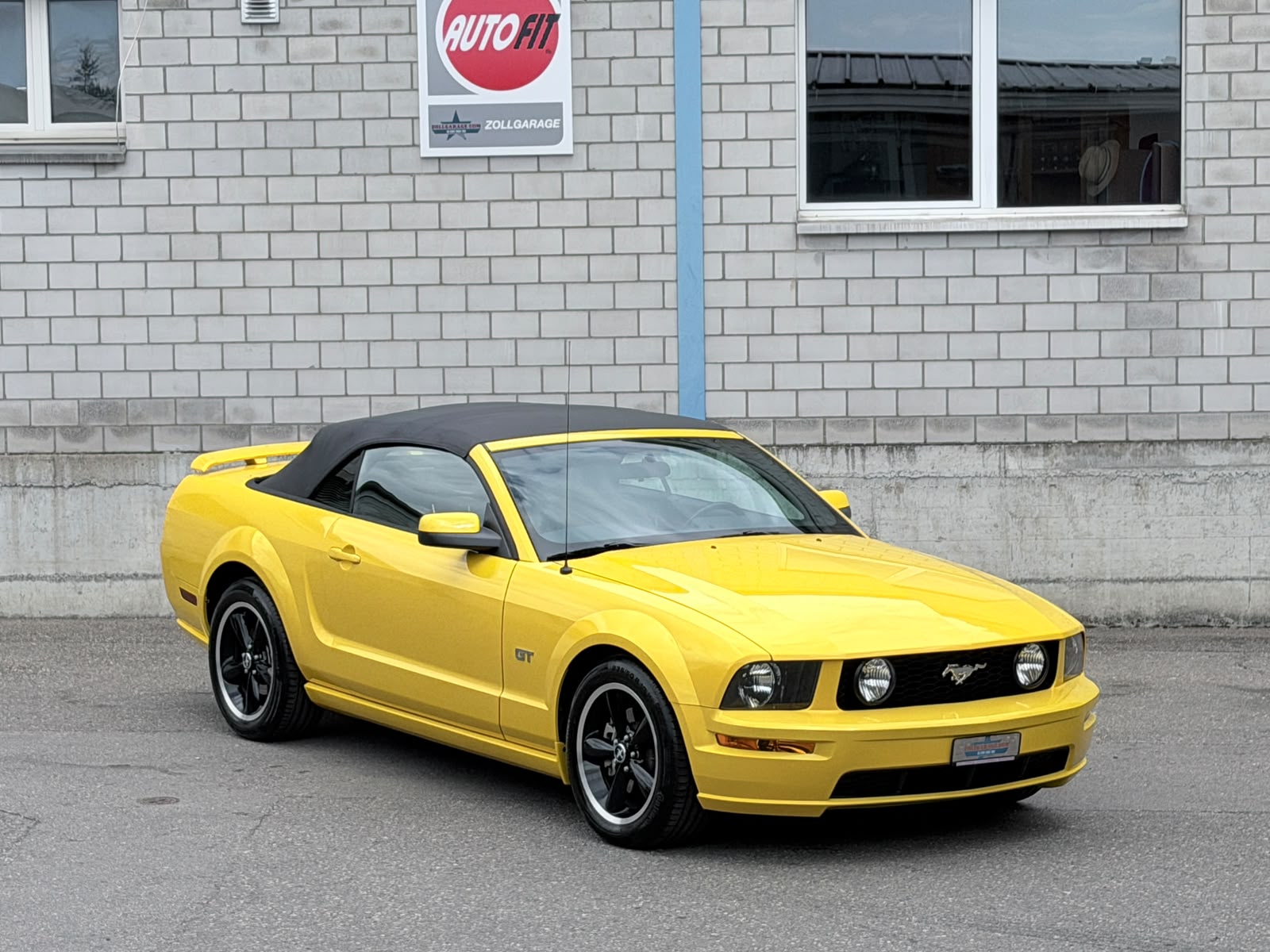 FORD MUSTANG GT 4.6-V8 CONV. CABRIO-showroom-element-3