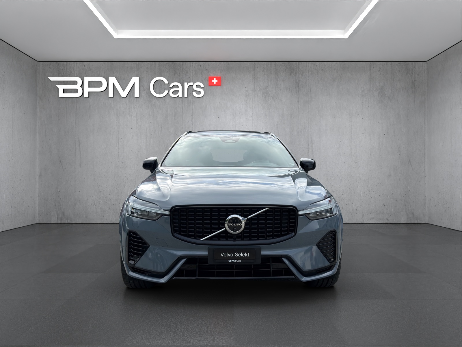 VOLVO XC60 2.0 T6 TE Ultimate Dark eAWD-showroom-element-2
