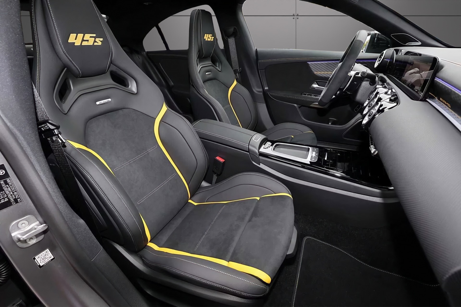 MERCEDES-BENZ CLA 45 S AMG 4Matic FINAL EDITION-image-4