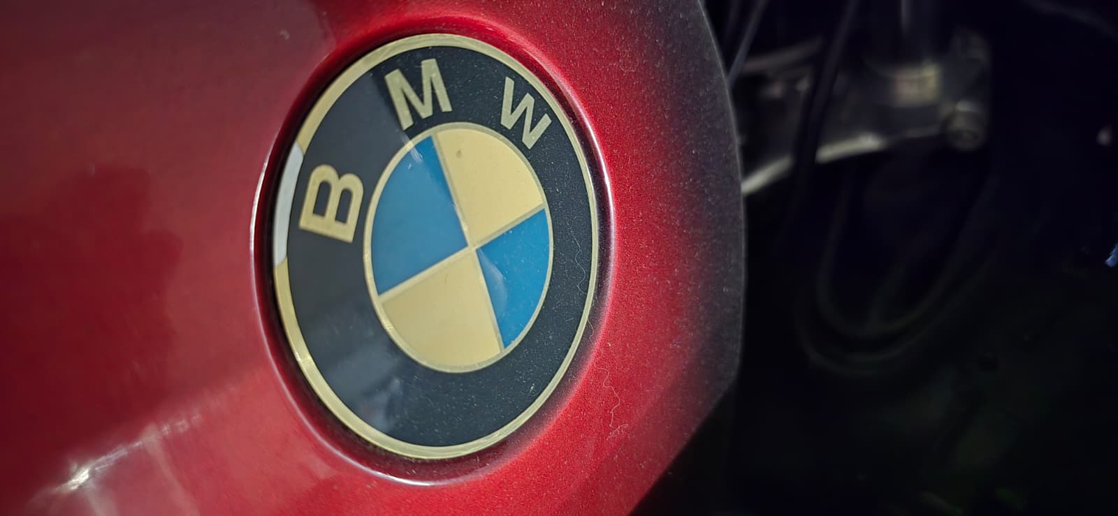 BMW RS-image-2